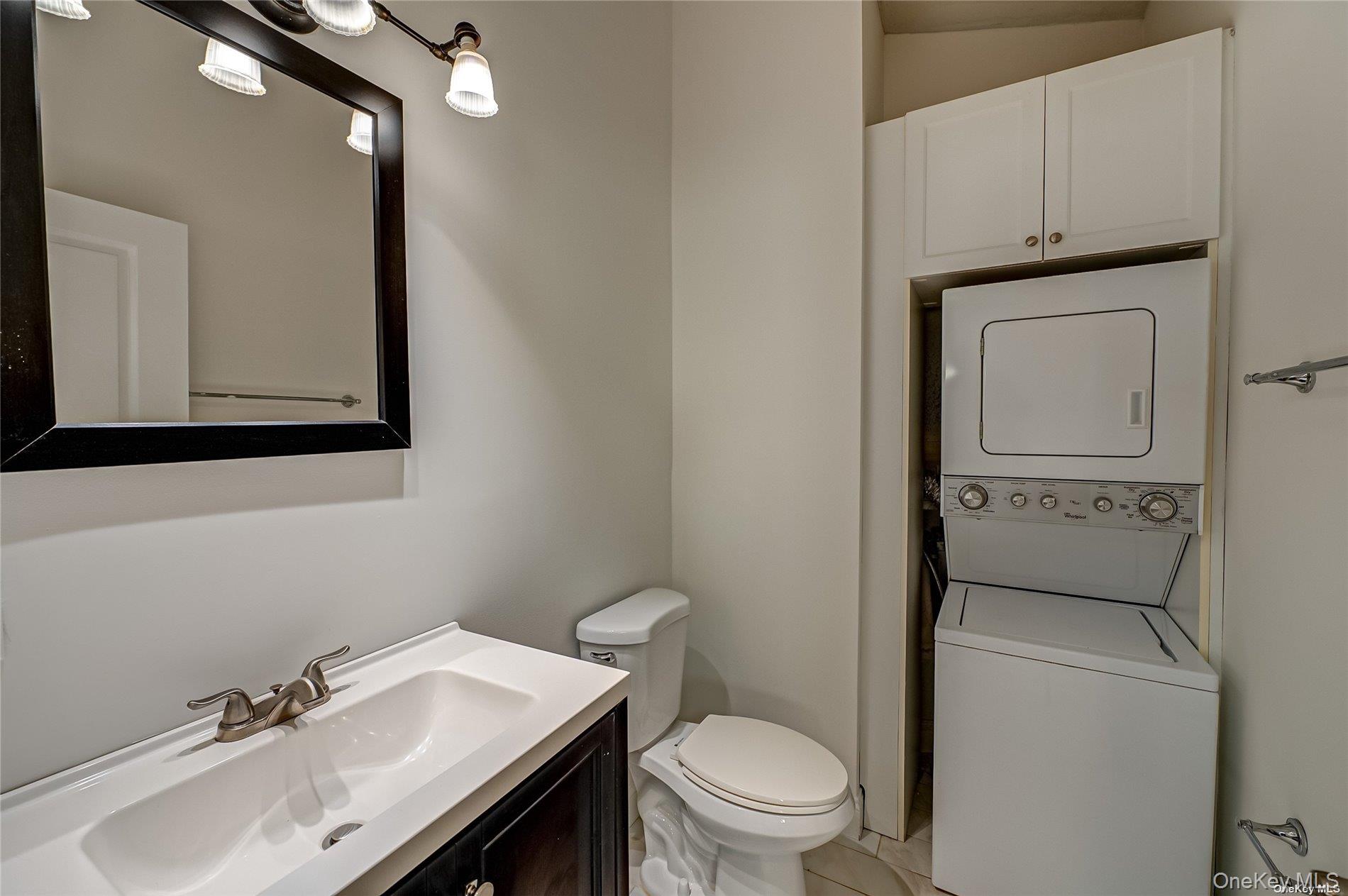 #11 photo, 50 Stewart Avenue, サフォーク郡 Huntington , NY 11743