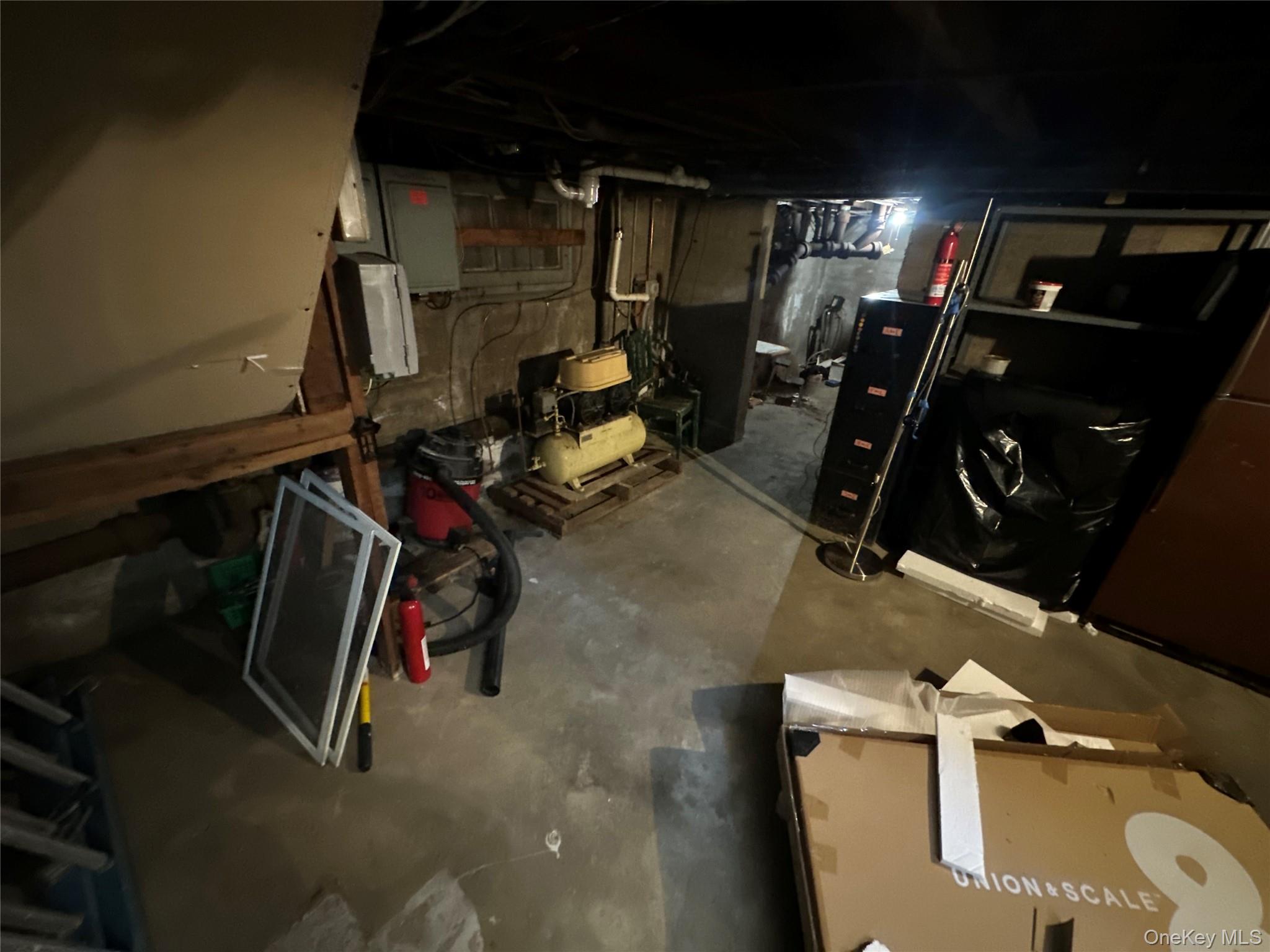 #4 photo, 460 Atlantic, ナッソー郡 East Rockaway , NY 11518