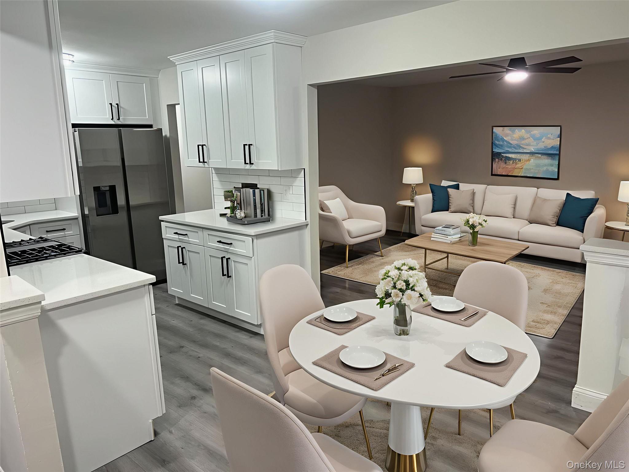 #8 photo, 53 E Elm Street, サフォーク郡 Central Islip , NY 11722