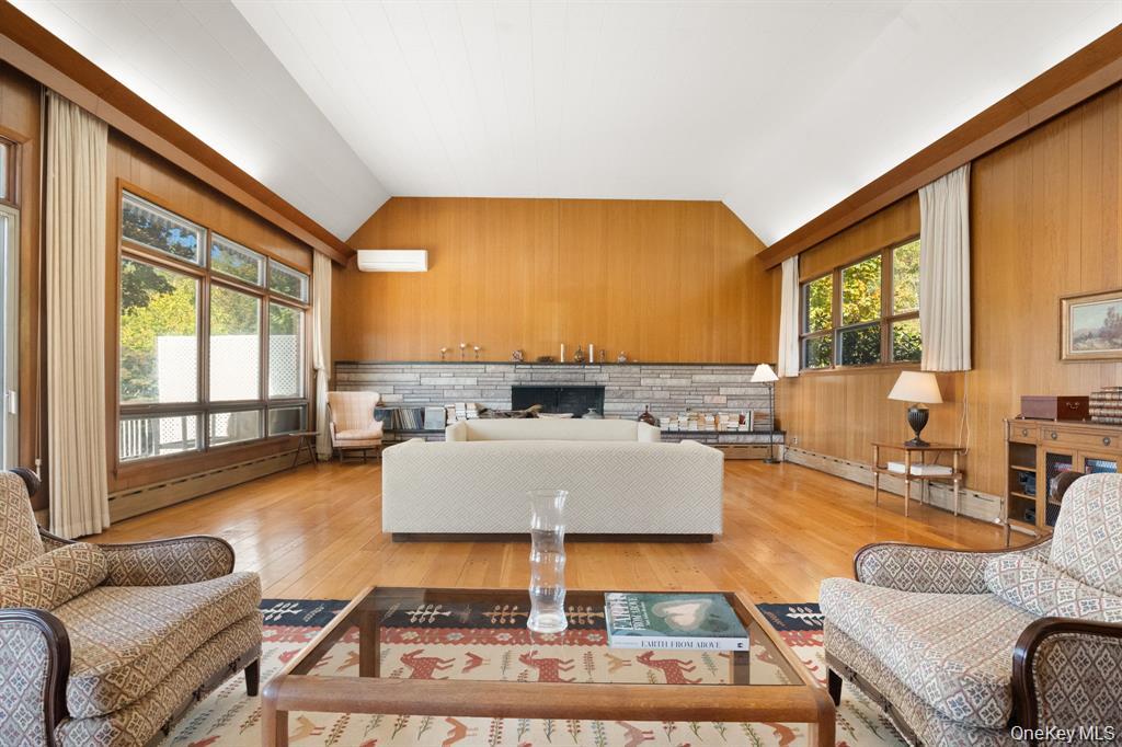 #4 photo, 500 N Lake Boulevard, Mahopac , NY 10541