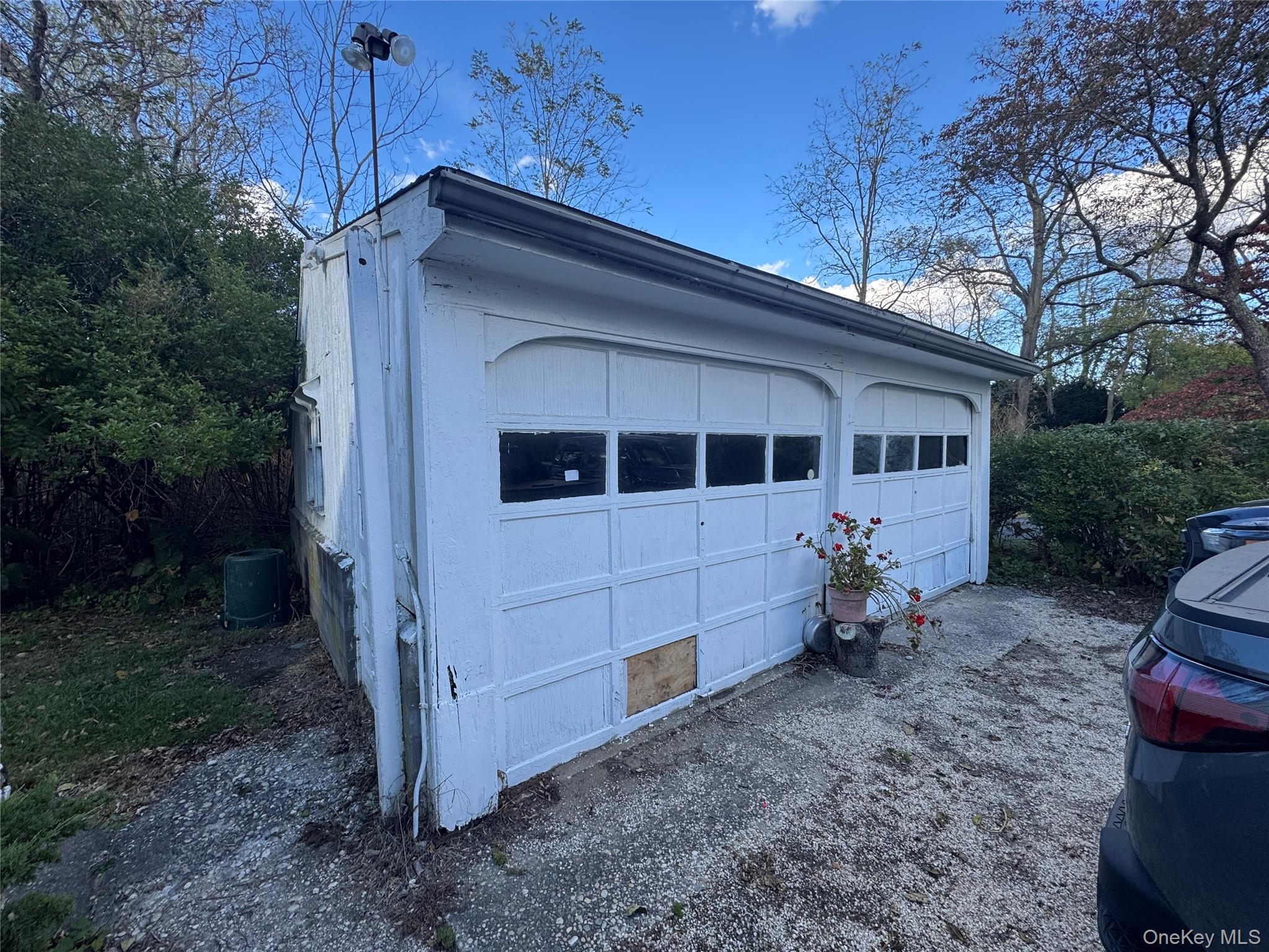 #4 photo, 2875 Montauk Highway, Brookhaven , NY 11719