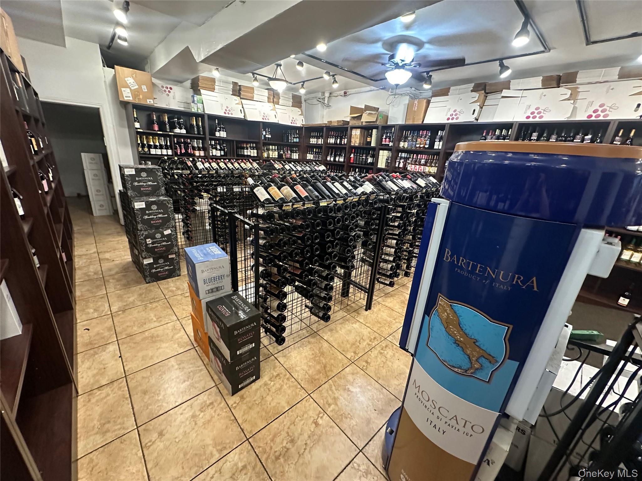 #3 photo, 144-22 Jewel, クイーンズ区 Kew Garden Hills , NY 11367