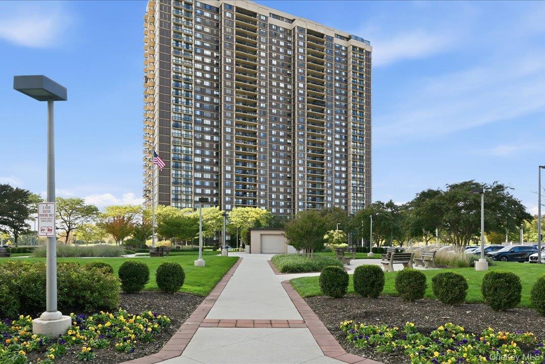 #1 photo, 26910 Grand Central Parkway, クイーンズ区 Floral Park , NY 11005