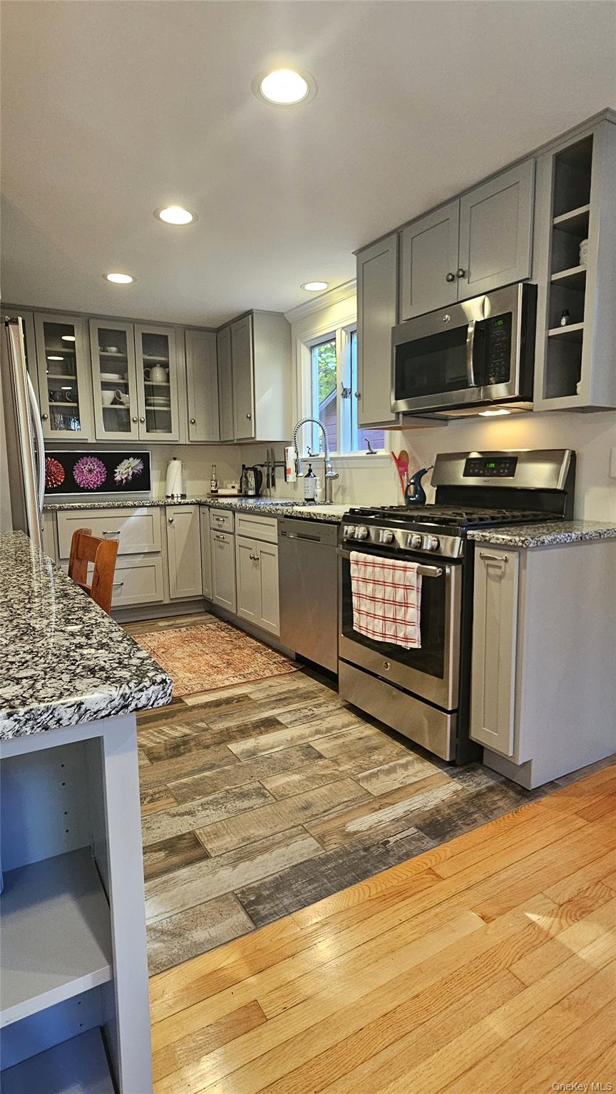 #4 photo, 14 Cedar, Cornwall , NY 12518