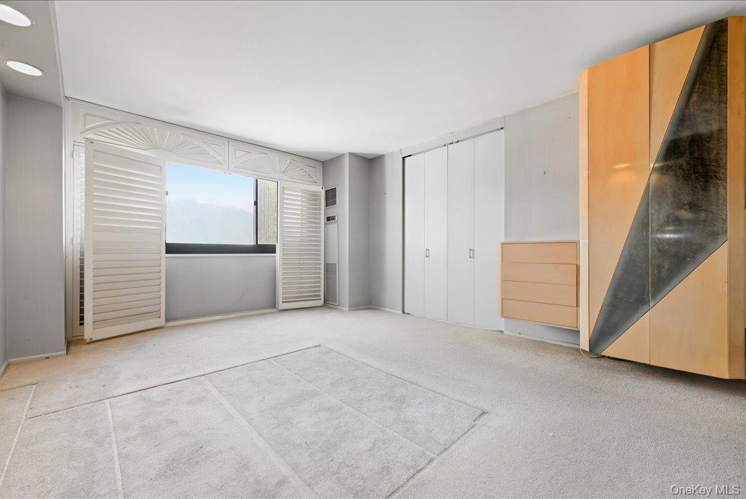 #19 photo, 27110 Grand Central Parkway, クイーンズ区 Floral Park , NY 11005