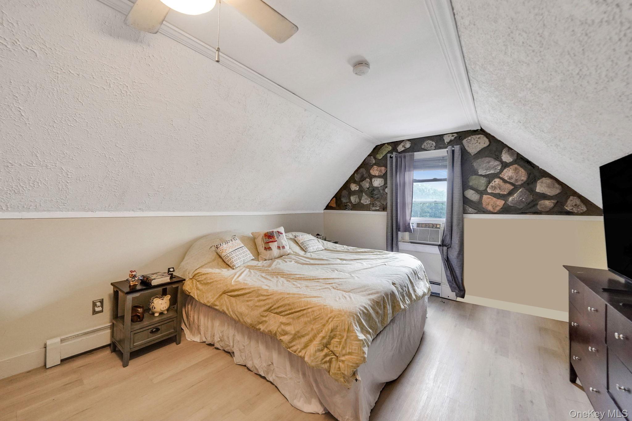 #18 photo, 22 Highview Drive, Selden , NY 11784