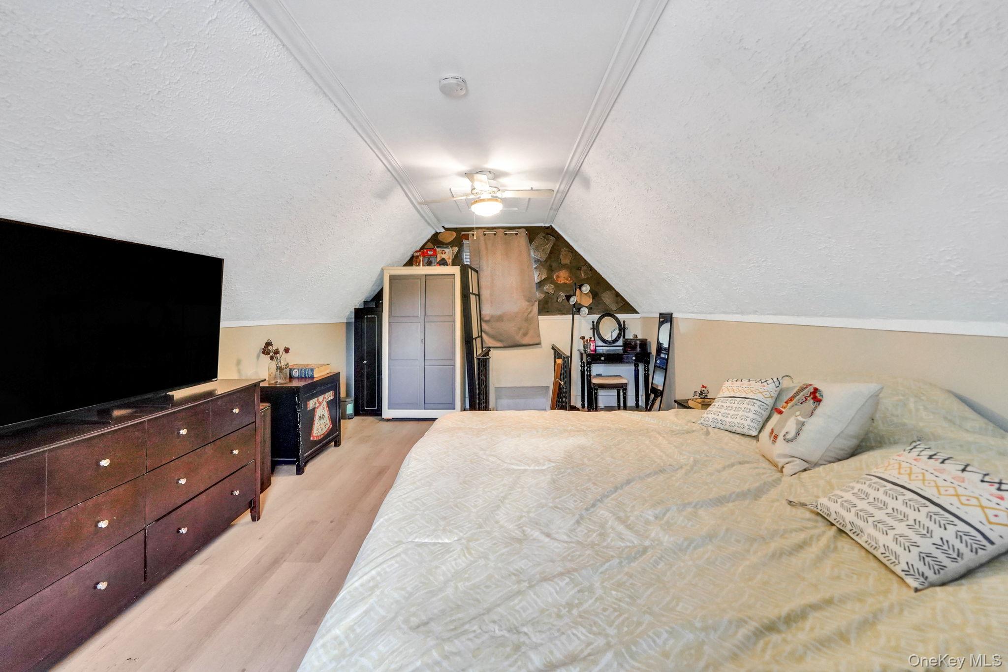 #19 photo, 22 Highview Drive, Selden , NY 11784