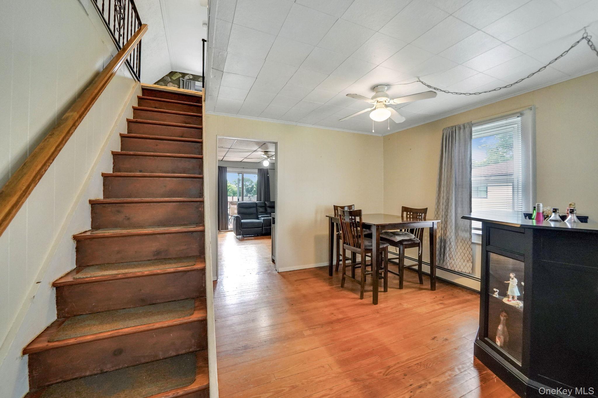 #7 photo, 22 Highview Drive, Selden , NY 11784