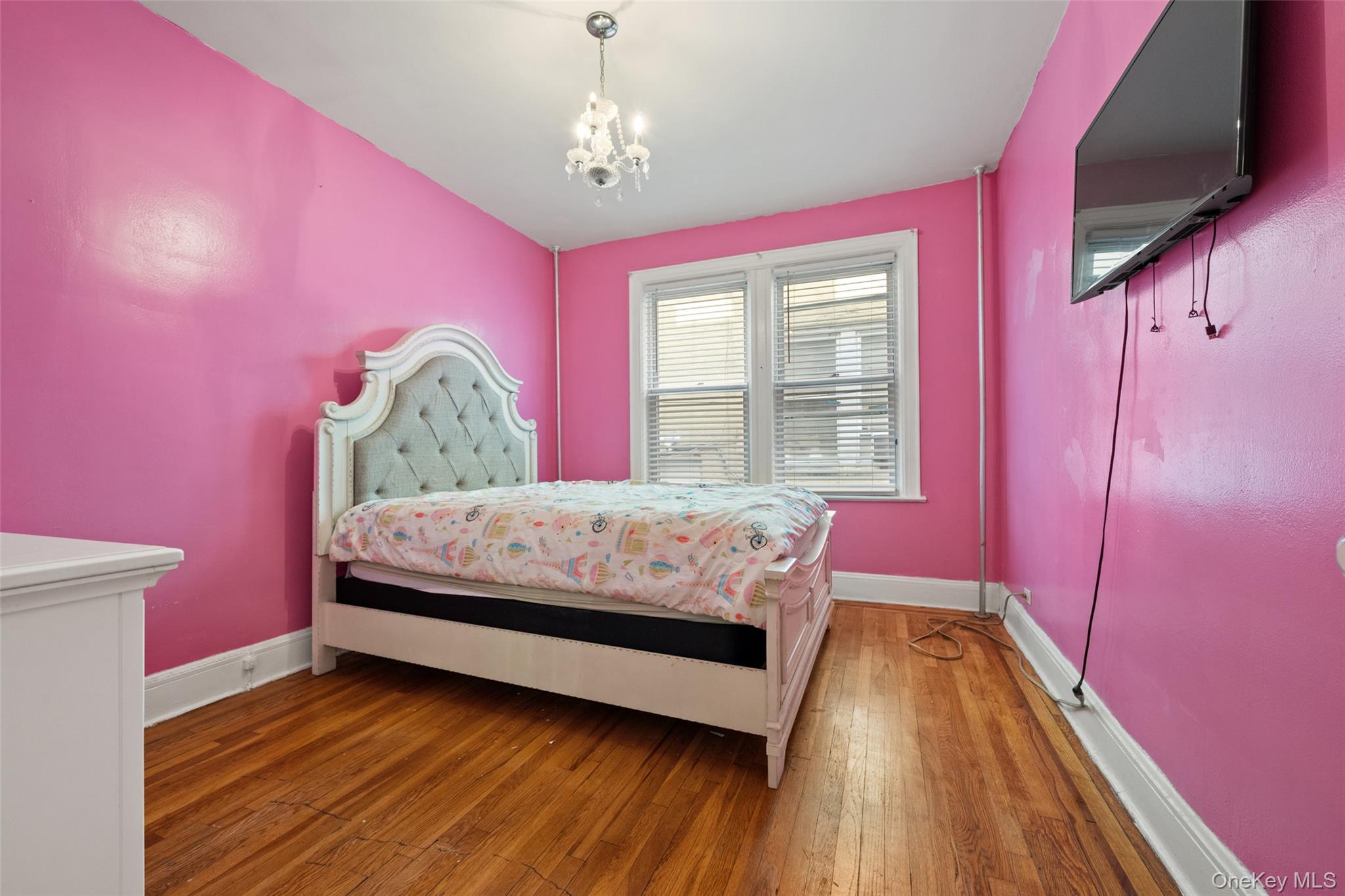 #6 photo, 3957 Paulding Avenue, Bronx , NY 10466