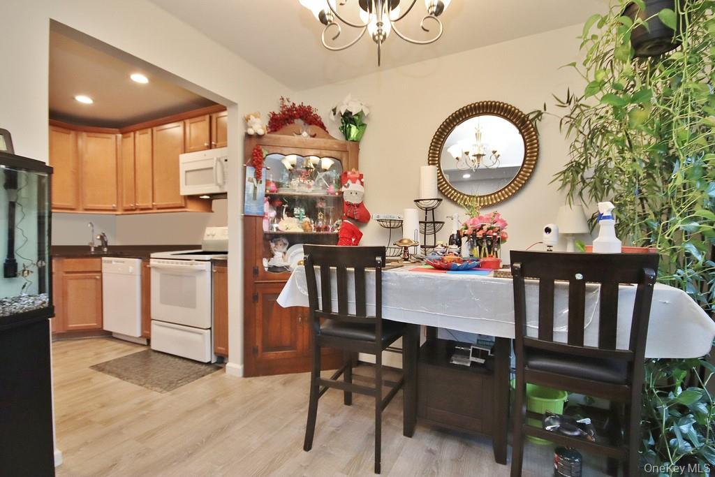 #11 photo, 8 Heritage Drive, Harriman , NY 10926