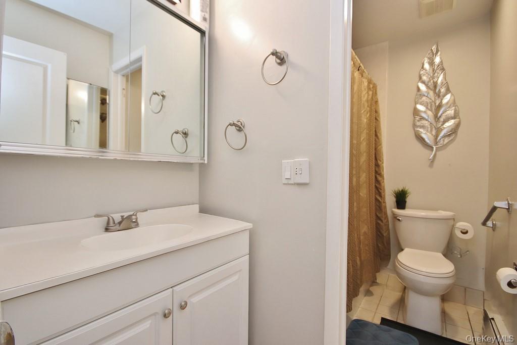 #17 photo, 8 Heritage Drive, Harriman , NY 10926