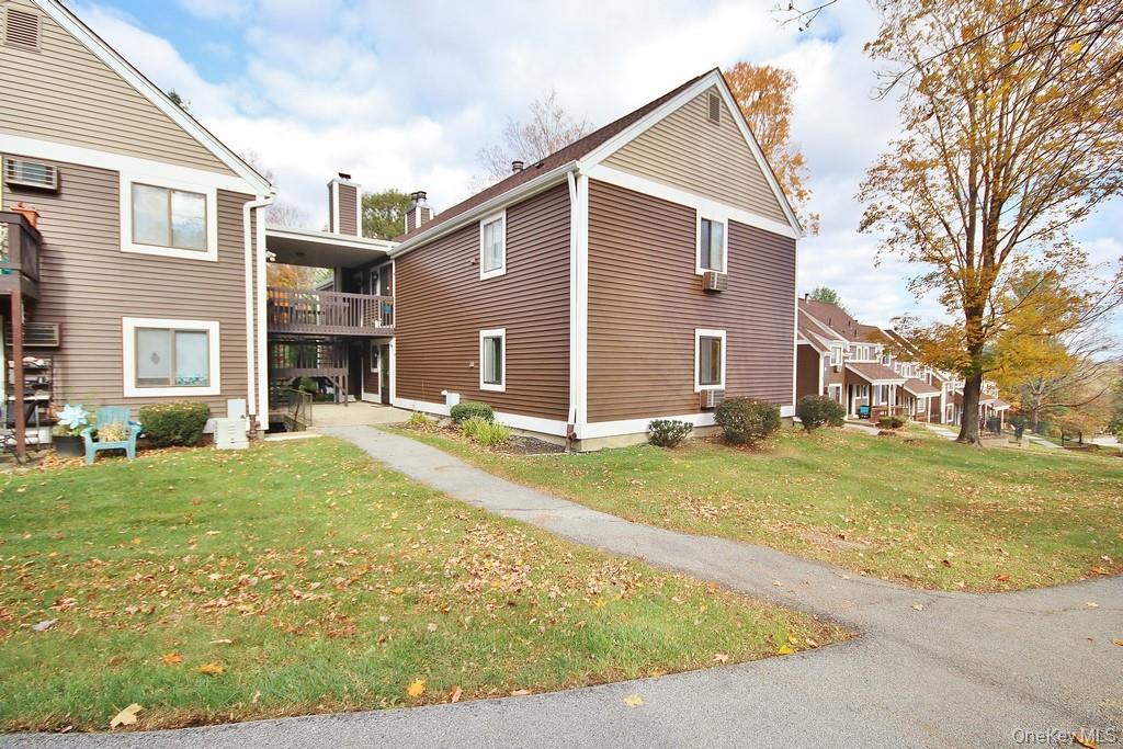 #20 photo, 8 Heritage Drive, Harriman , NY 10926