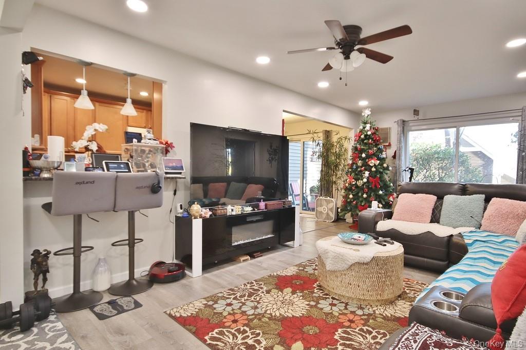 #5 photo, 8 Heritage Drive, Harriman , NY 10926