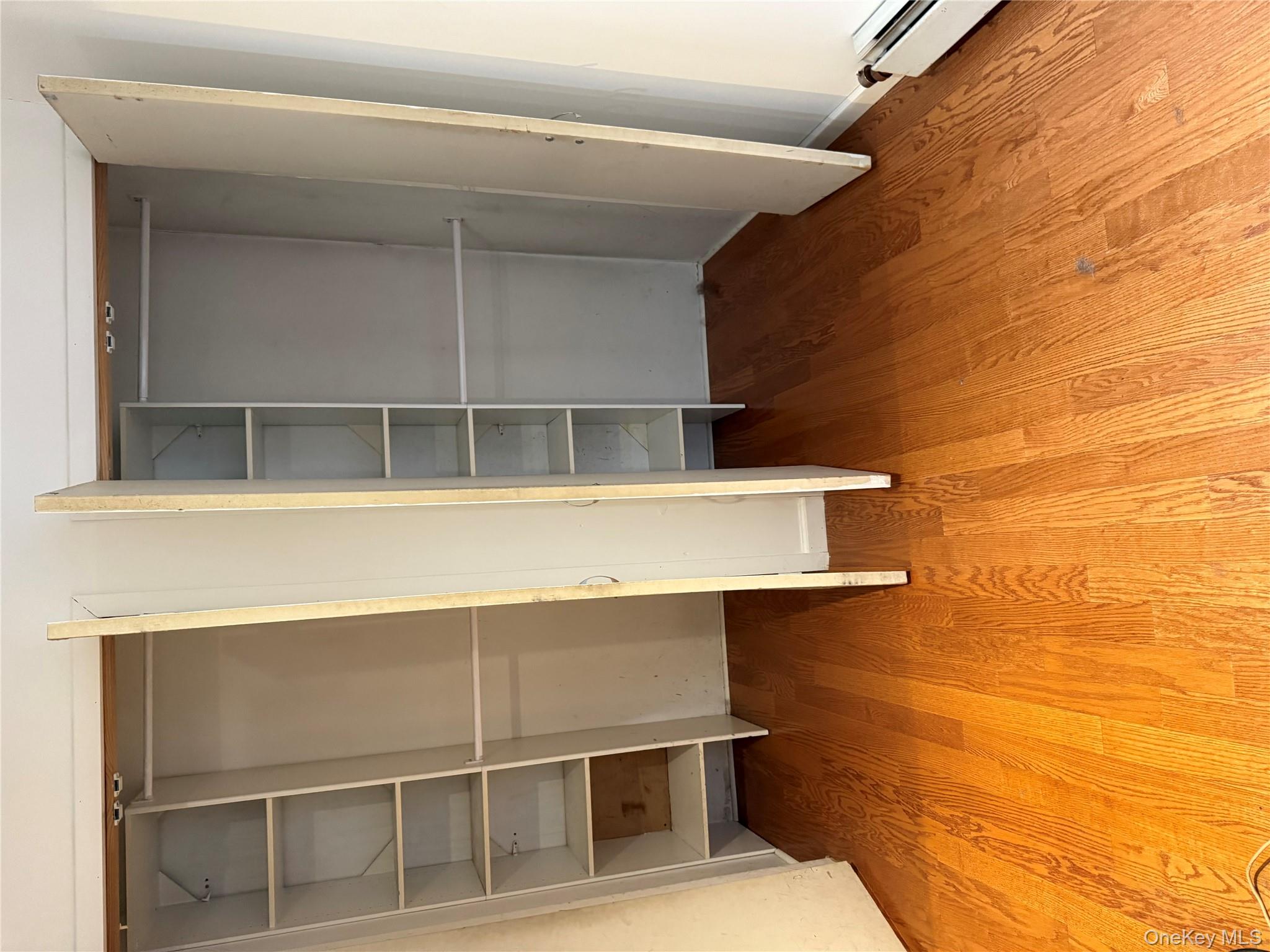 #7 photo, 76 E Argyle Street, ナッソー郡 Valley Stream , NY 11580