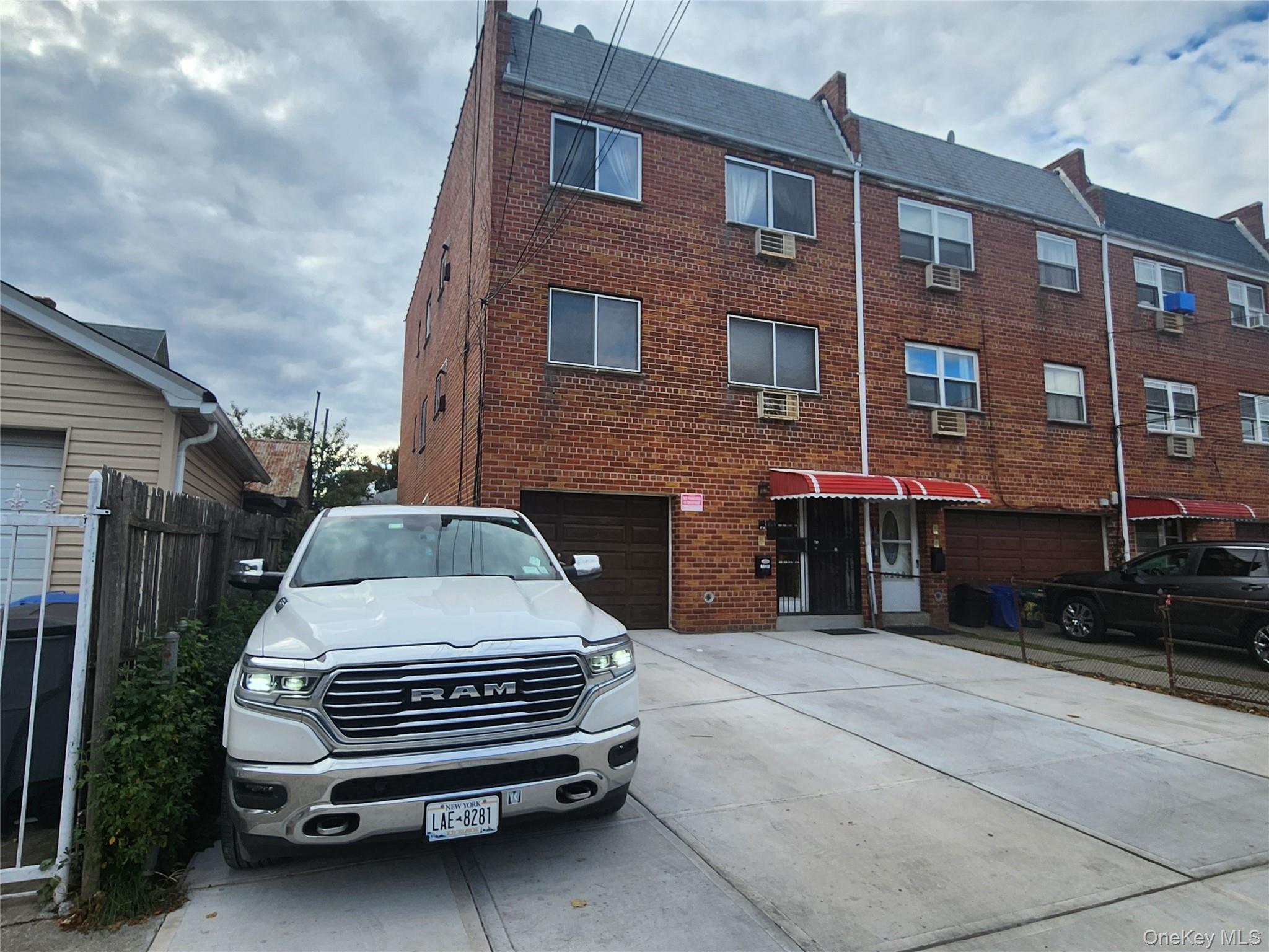#1 photo, 101-64 123 Street, Richmond Hill S. , NY 11419