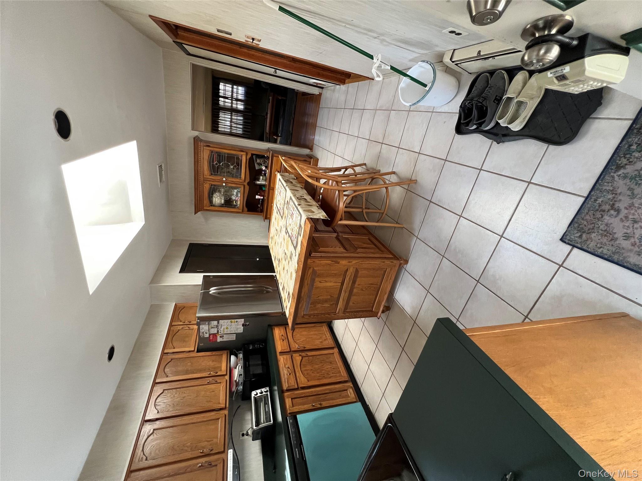 #11 photo, 61 Hudson Avenue, サフォーク郡 Lake Grove , NY 11755