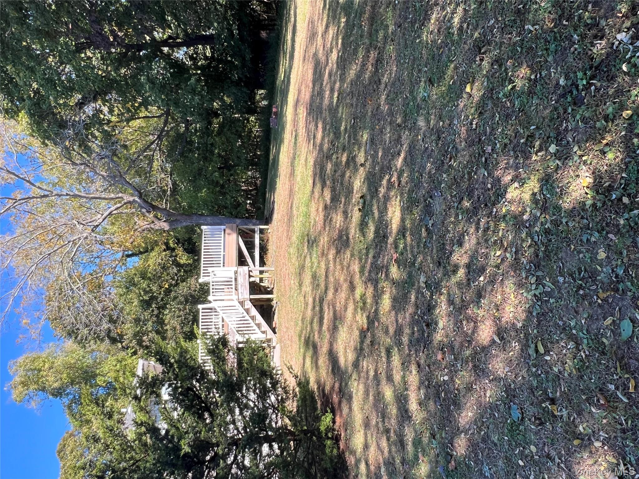 #8 photo, 61 Hudson Avenue, サフォーク郡 Lake Grove , NY 11755