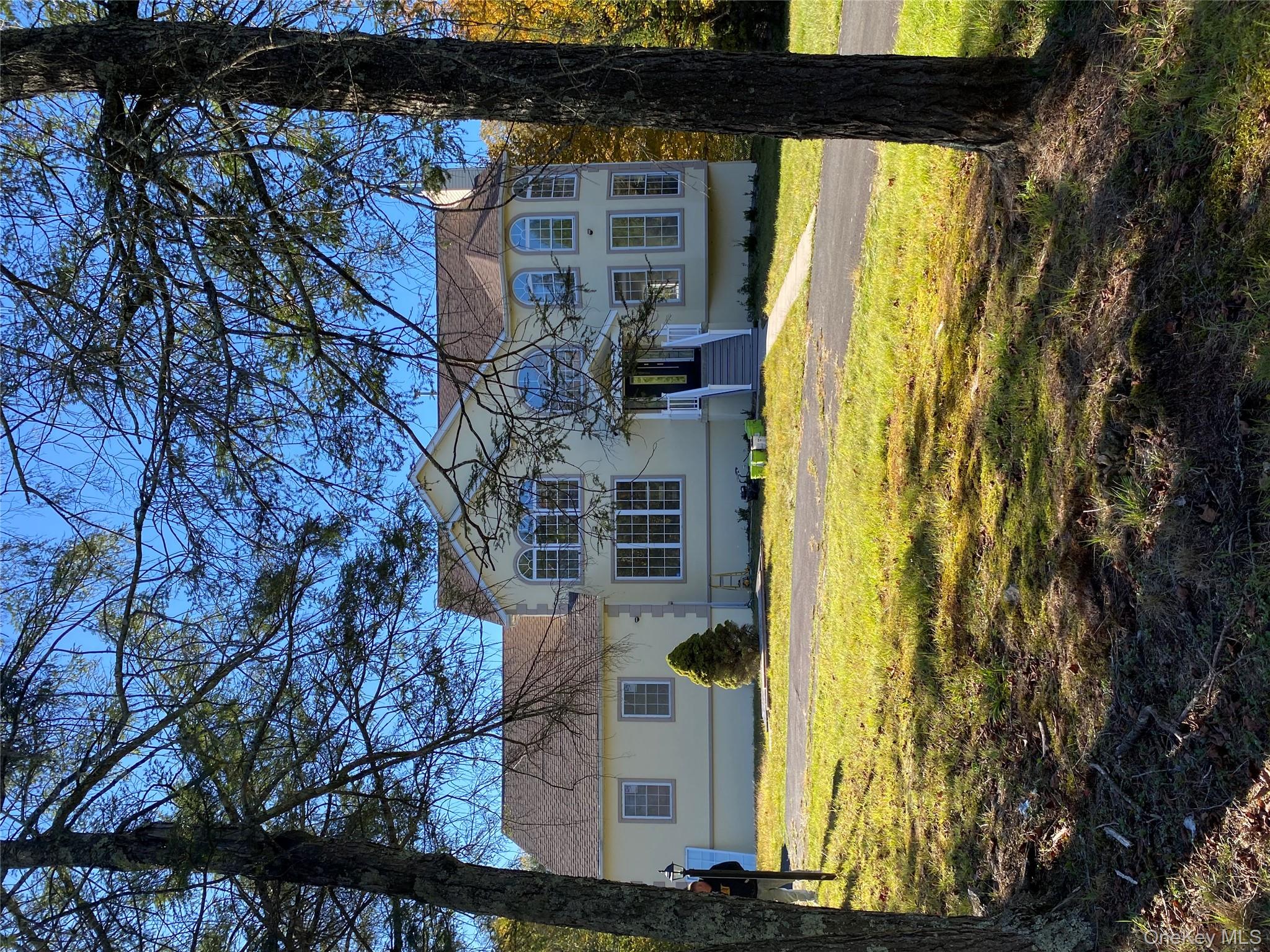 #1 photo, 44 Roslyn Ridge Road, White Lake , NY 12762