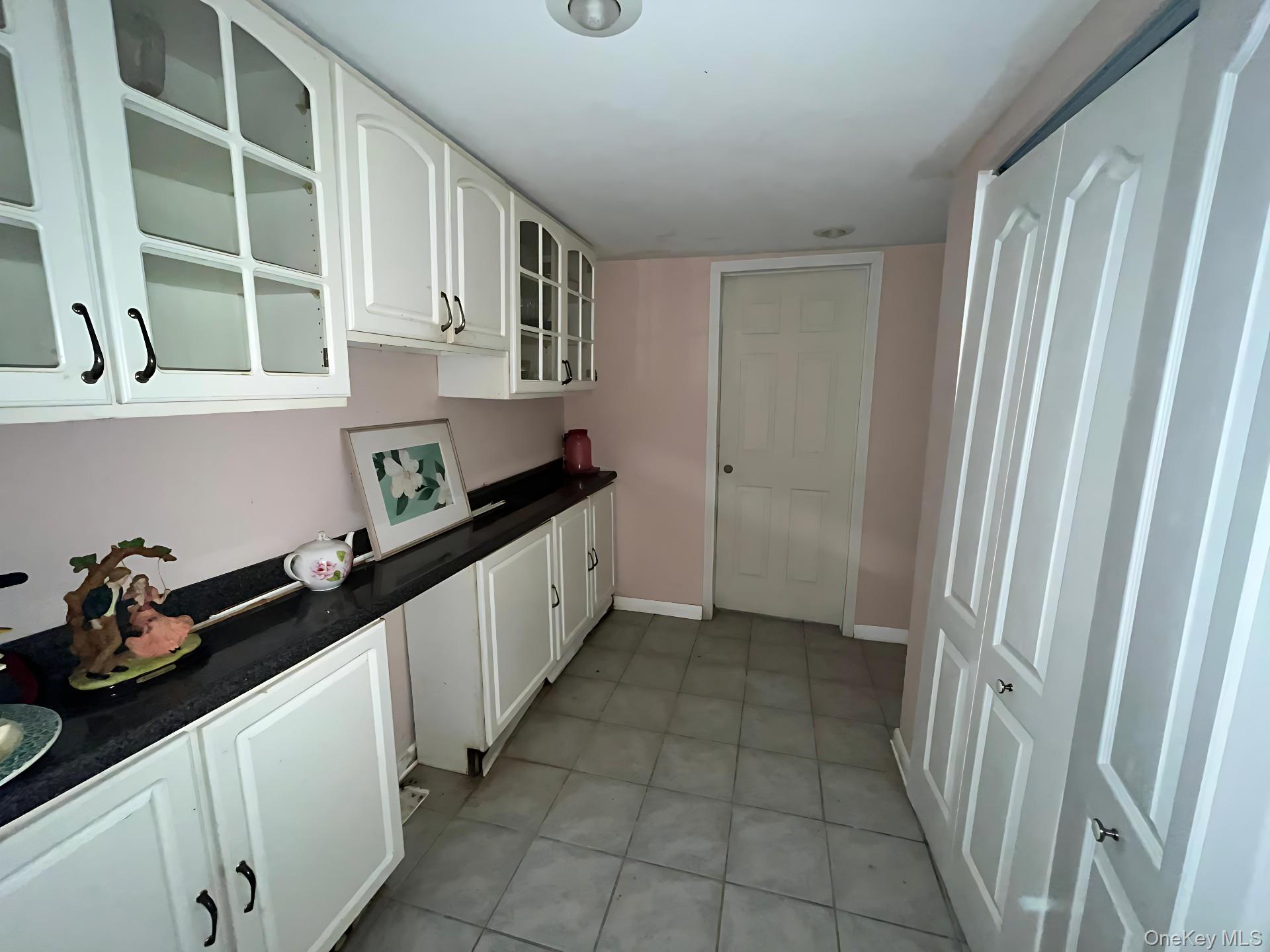 #18 photo, 46 Heathcote Road, Yonkers , NY 10710