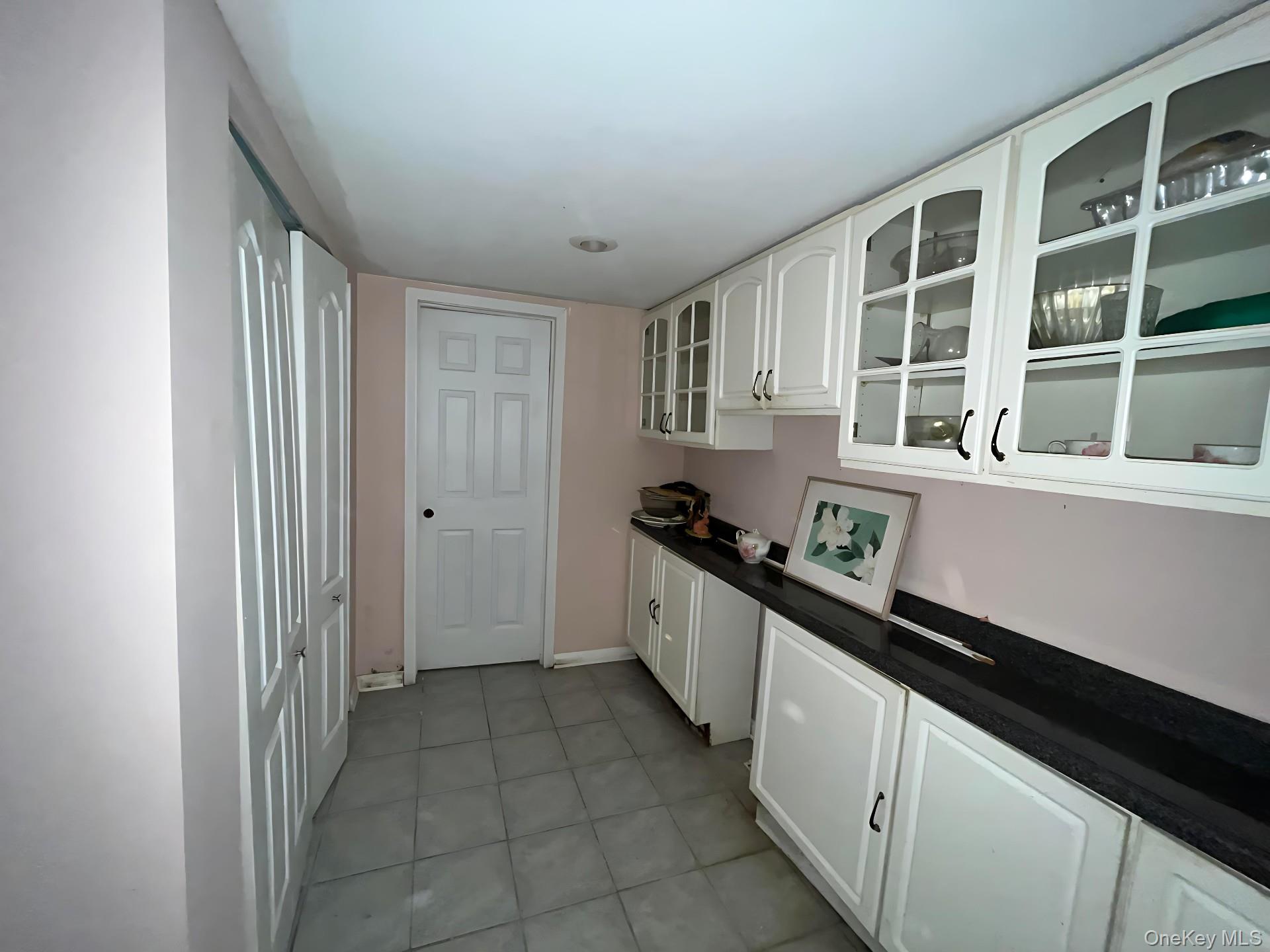 #19 photo, 46 Heathcote Road, Yonkers , NY 10710