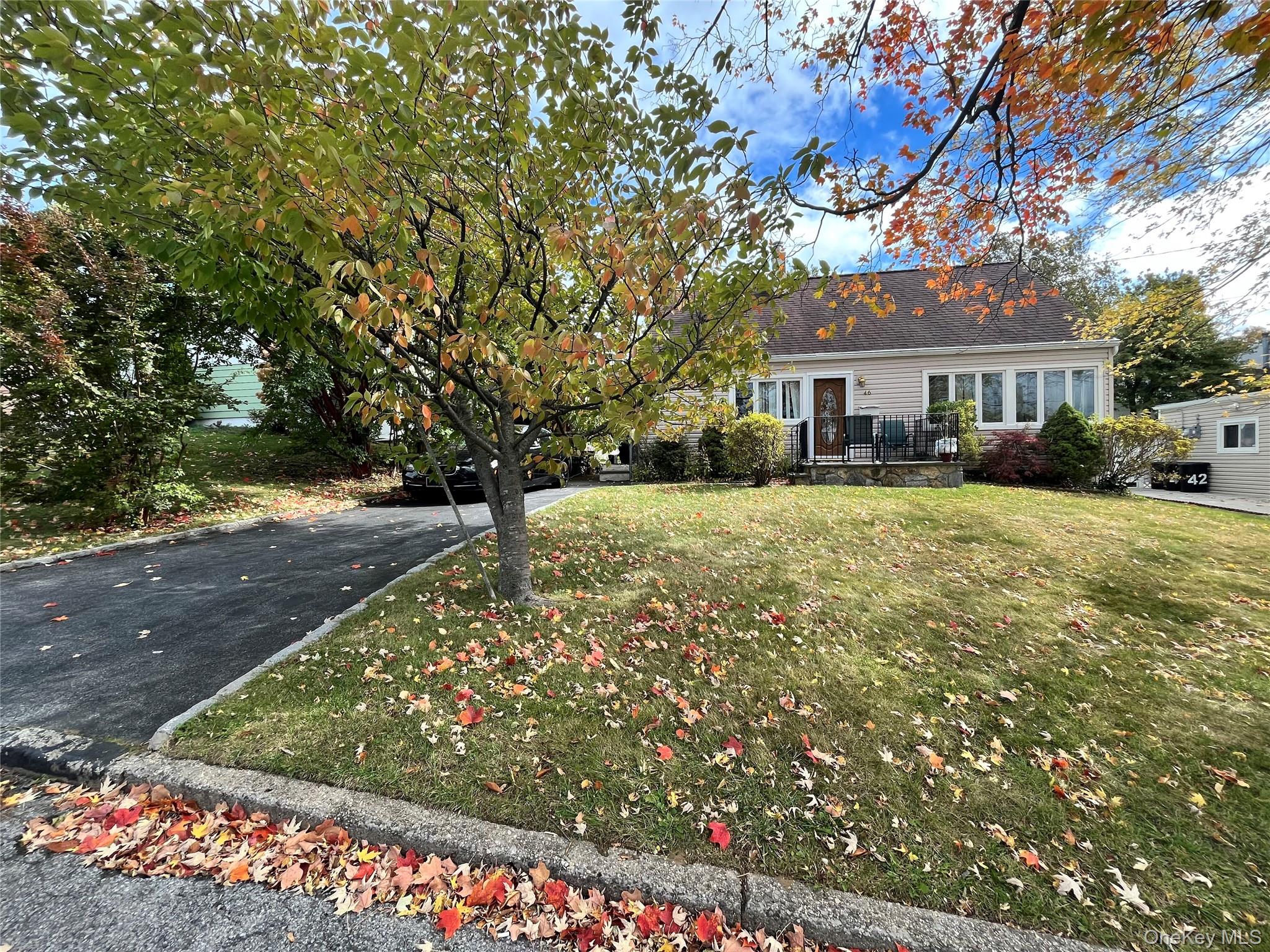 #4 photo, 46 Heathcote Road, Yonkers , NY 10710