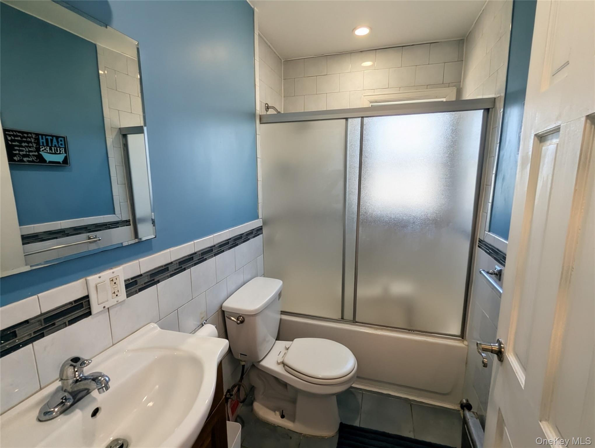 #19 photo, 115-100 Springfield Boulevard, Cambria Heights , NY 11411