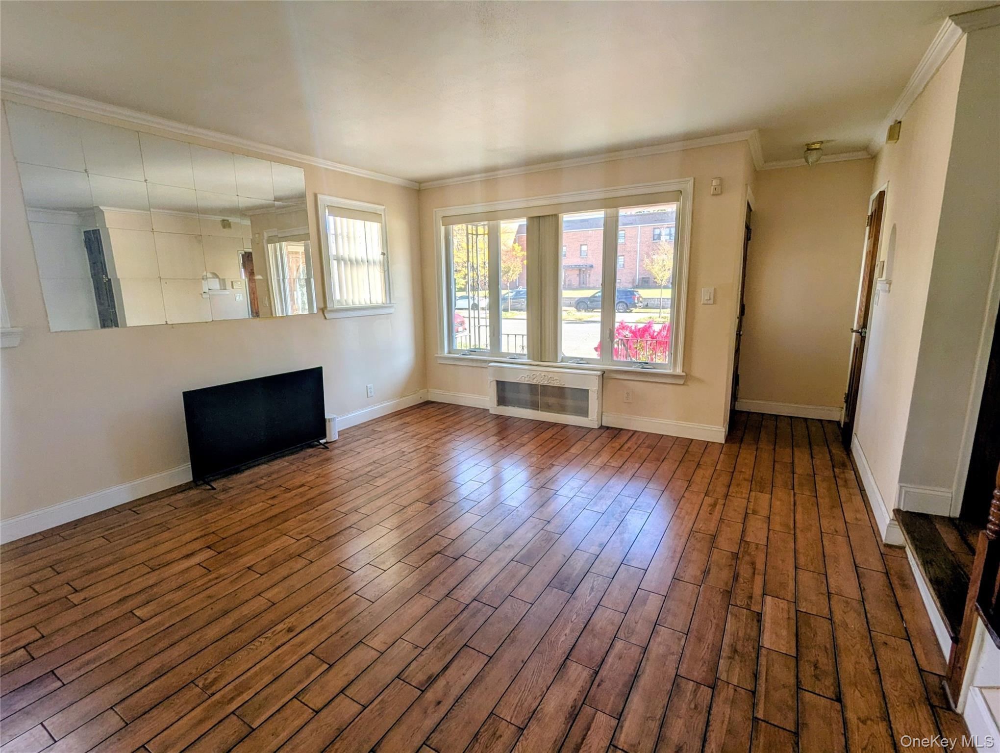 #4 photo, 115-100 Springfield Boulevard, Cambria Heights , NY 11411