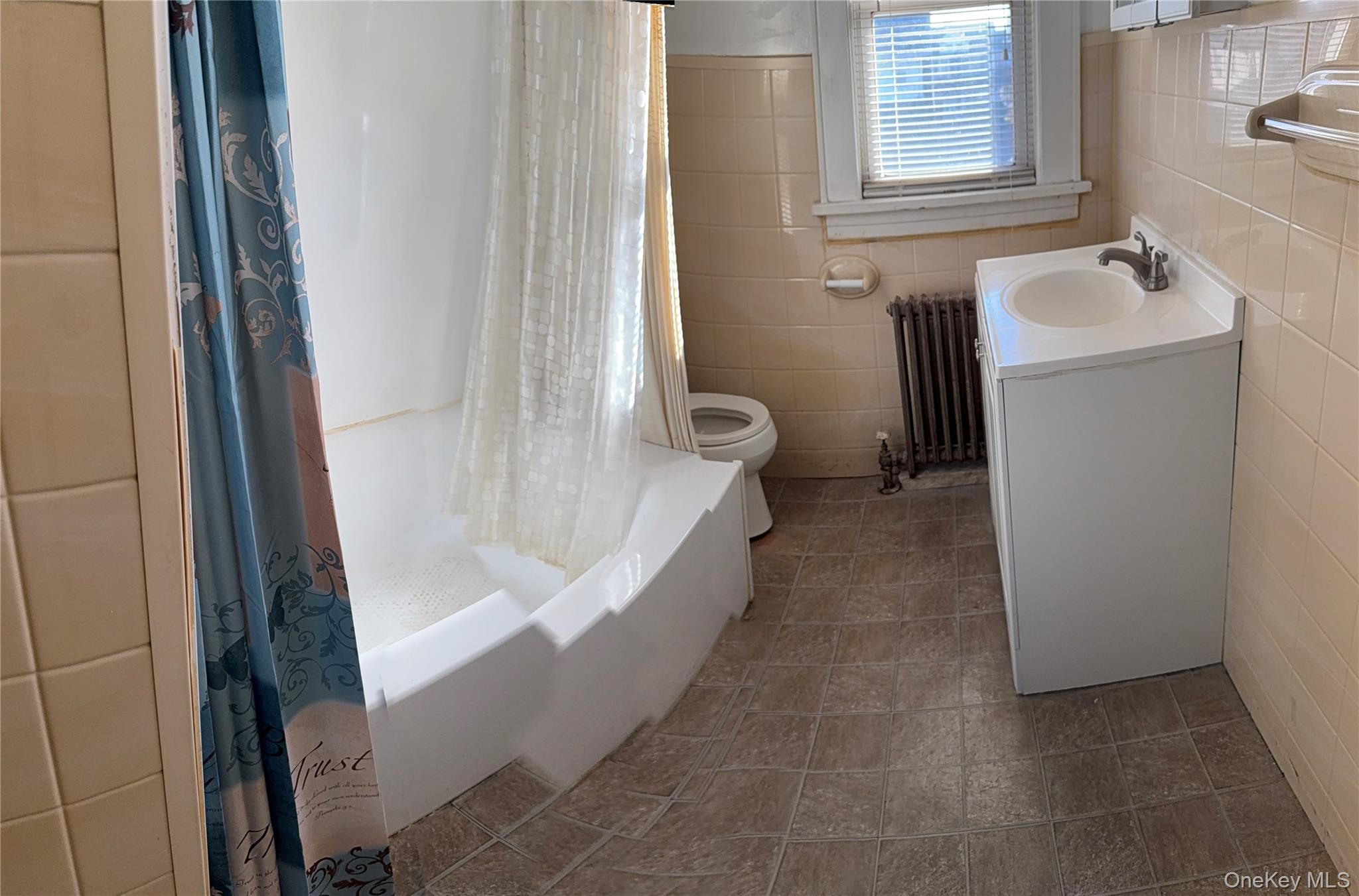 #3 photo, 76 E Argyle Street, ナッソー郡 Valley Stream , NY 11518