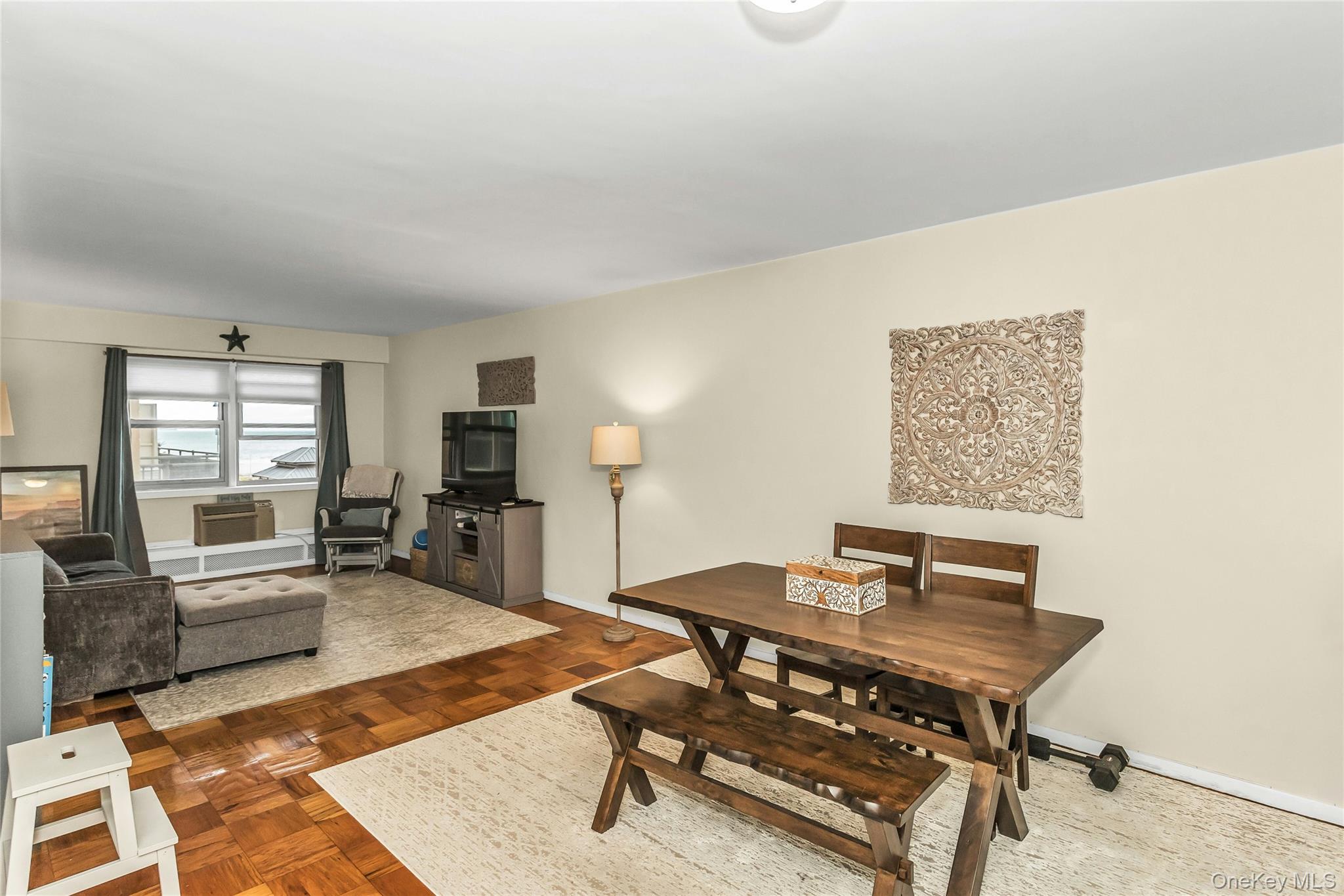 #10 photo, 25 Neptune Boulevard, ナッソー郡 Long Beach , NY 11561