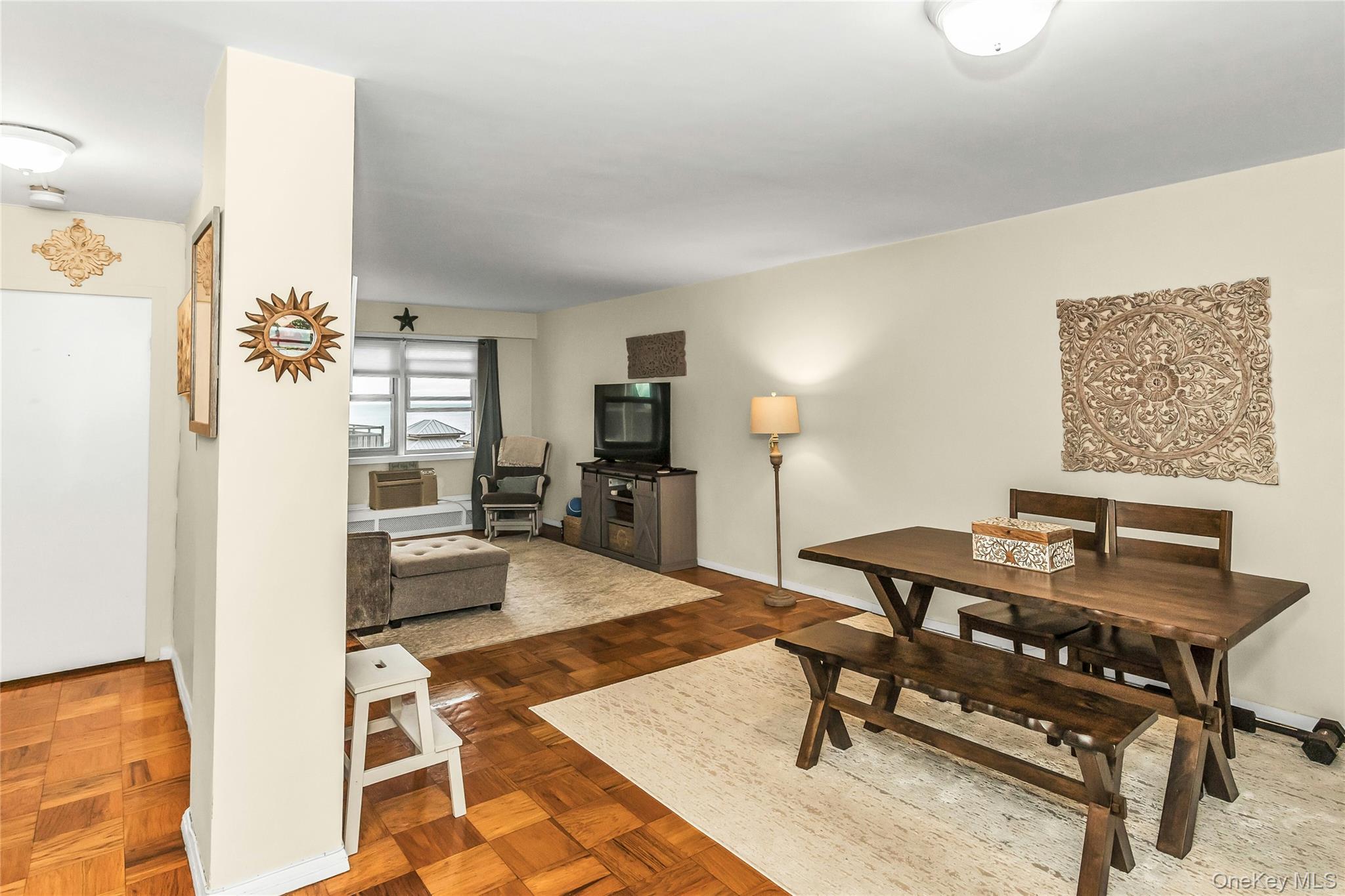 #12 photo, 25 Neptune Boulevard, ナッソー郡 Long Beach , NY 11561