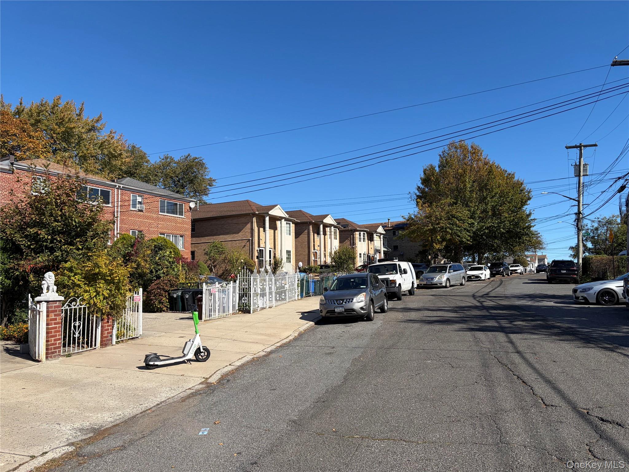 #17 photo, 3136 Miles Avenue, クイーンズ区 Flushing , NY 11354