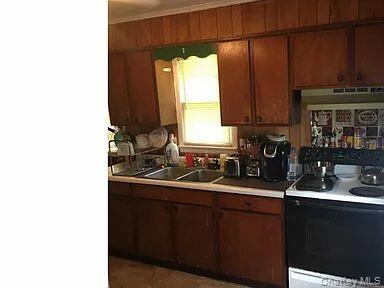 #8 photo, 87-89 W Broadway, Other , NJ 08079