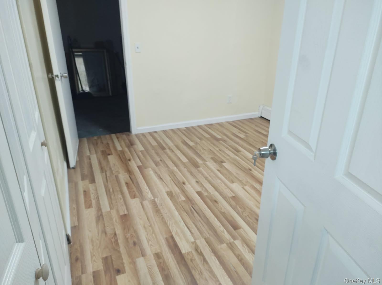 #13 photo, 41 Woodbrook Drive, サフォーク郡 Ridge , NY 11691