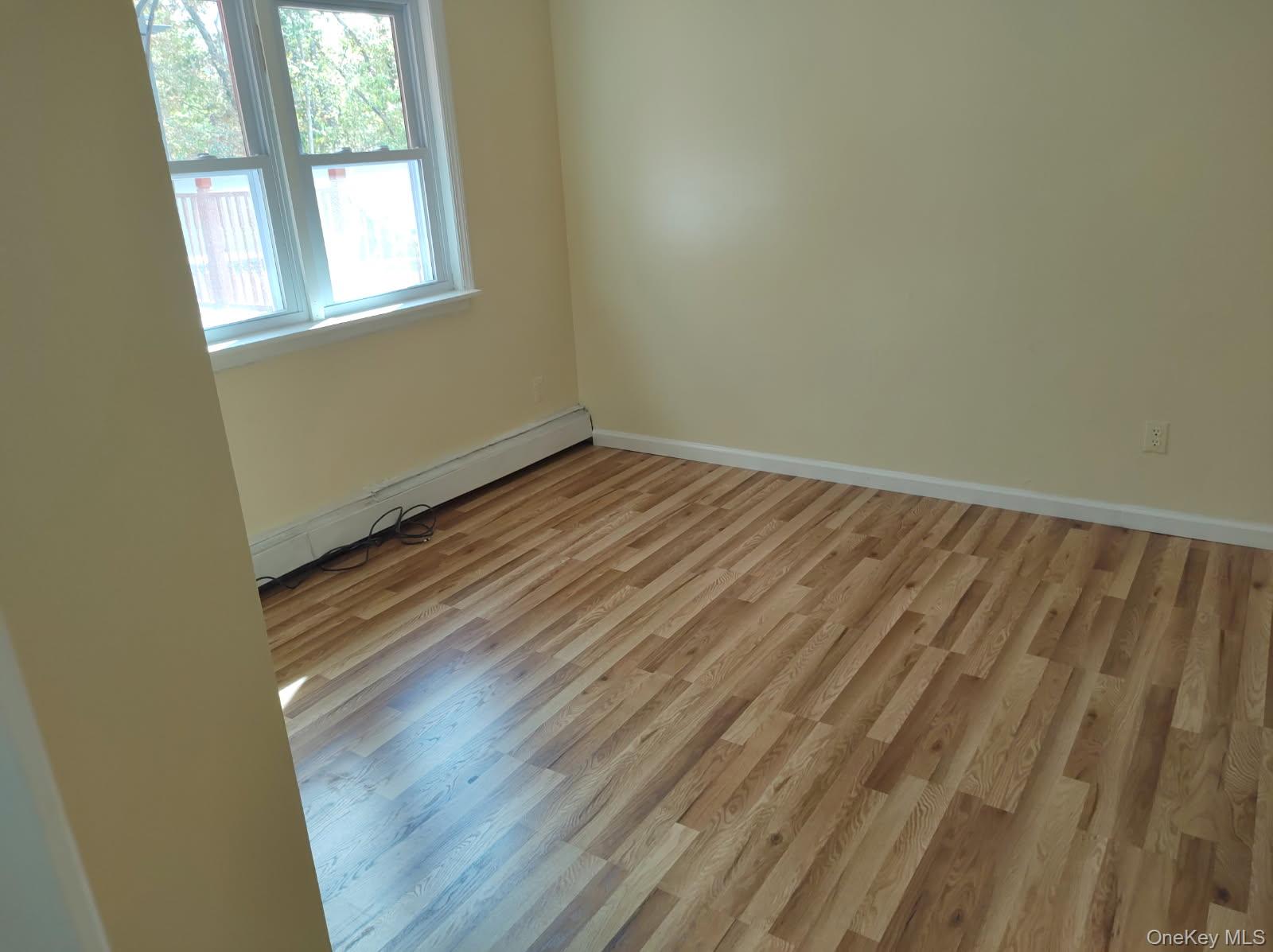 #14 photo, 41 Woodbrook Drive, サフォーク郡 Ridge , NY 11691