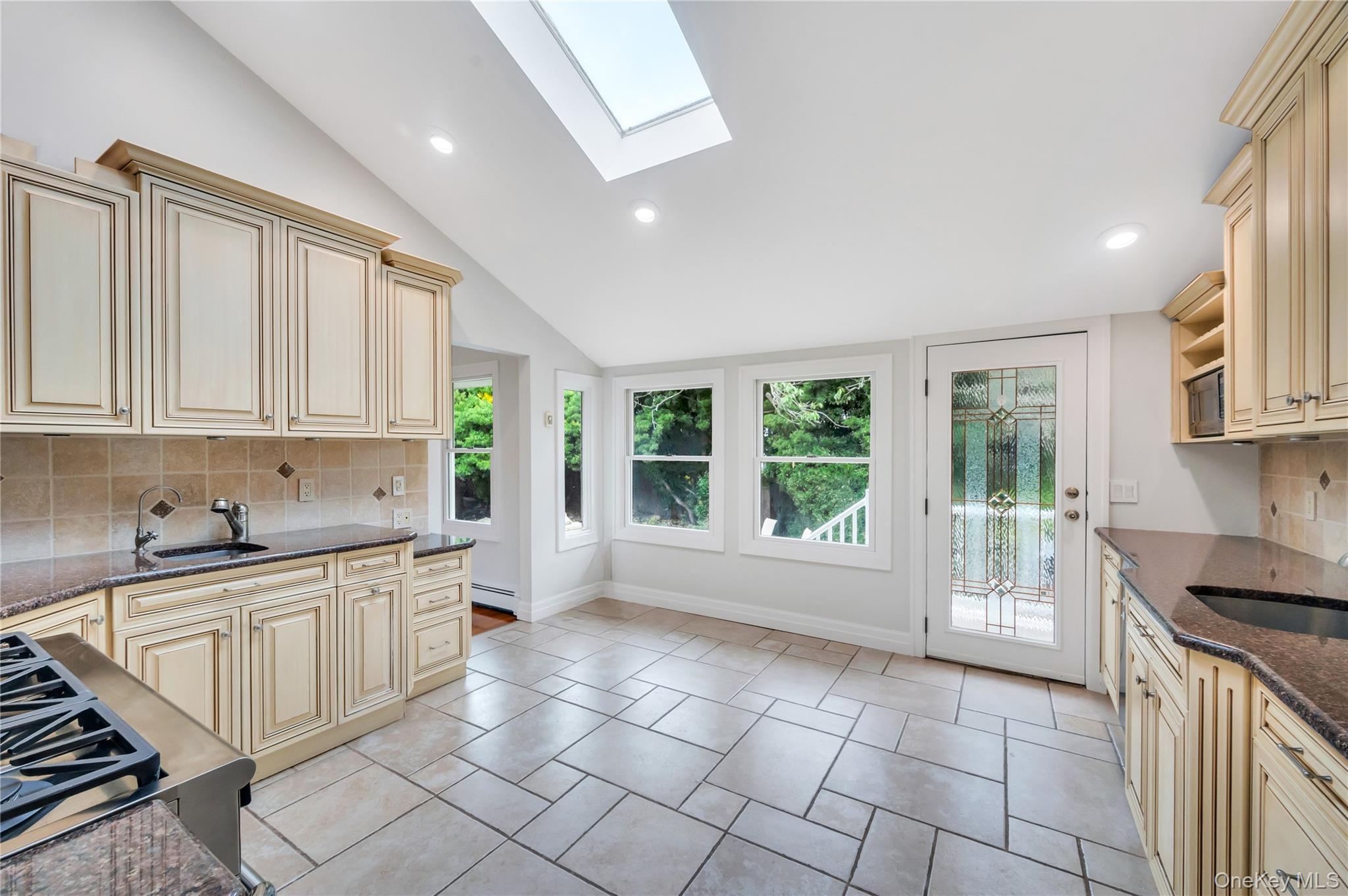 #14 photo, 61 Riviera Drive, Massapequa , NY 11758