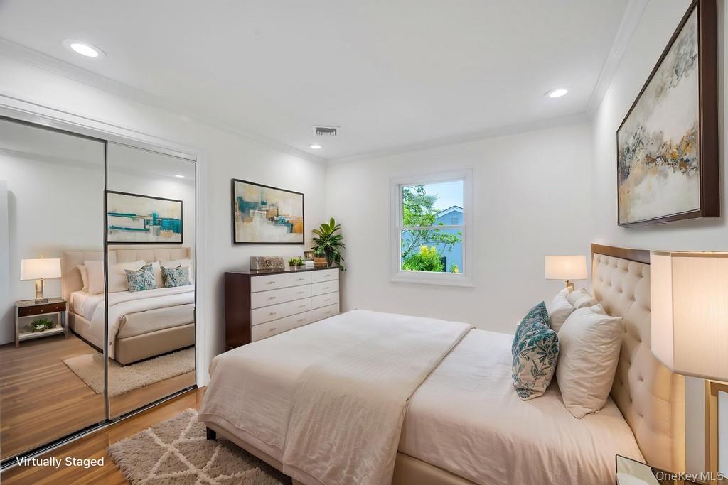 #19 photo, 61 Riviera Drive, Massapequa , NY 11758