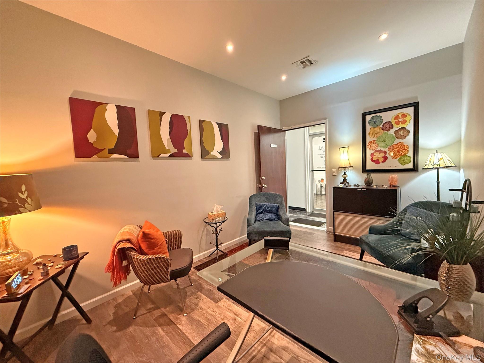 #4 photo, 4322 50th Street, Woodside , NY 11377