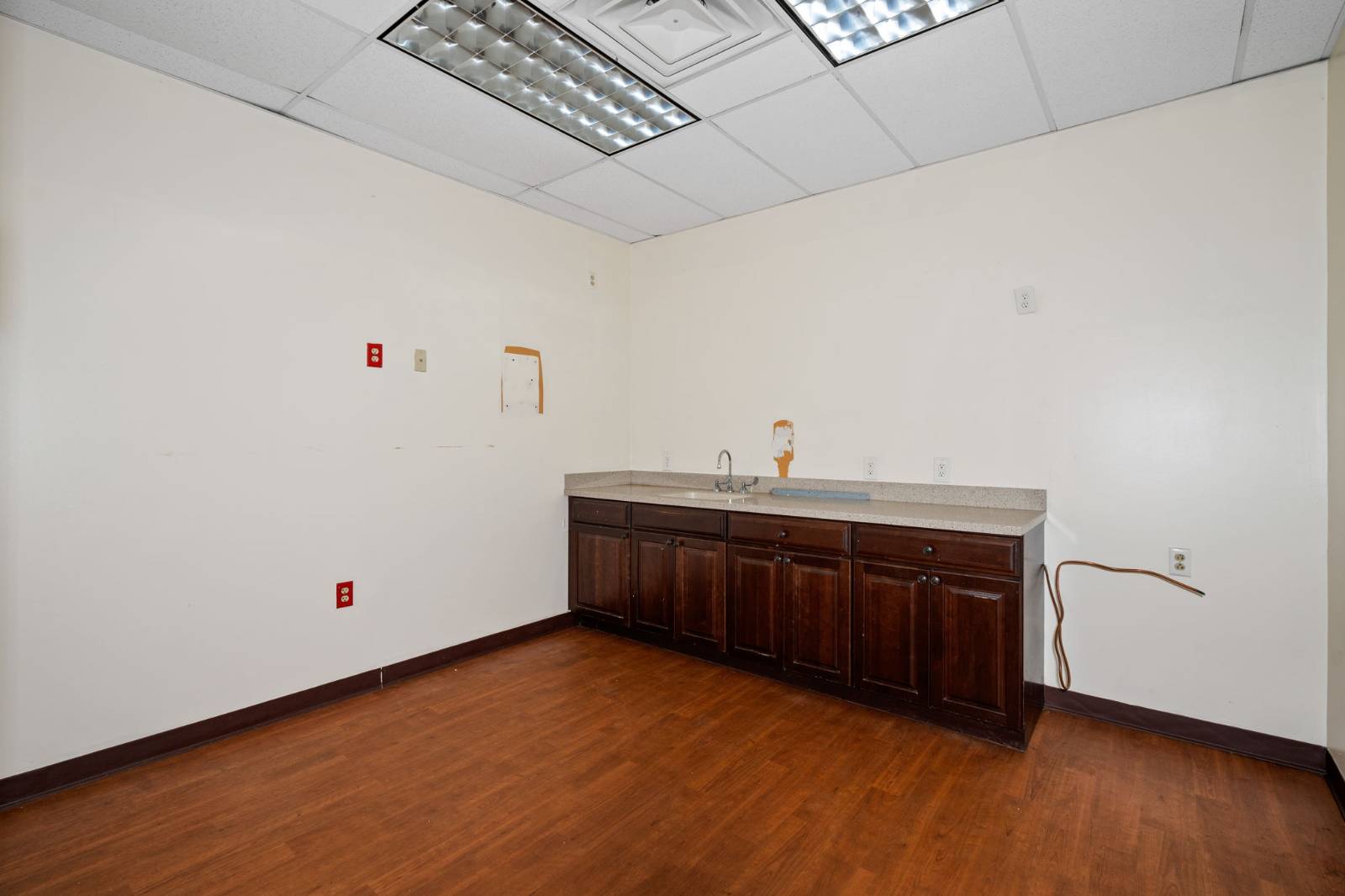 #10 photo, 4 Corwin Ct, Newburgh , NY 12550