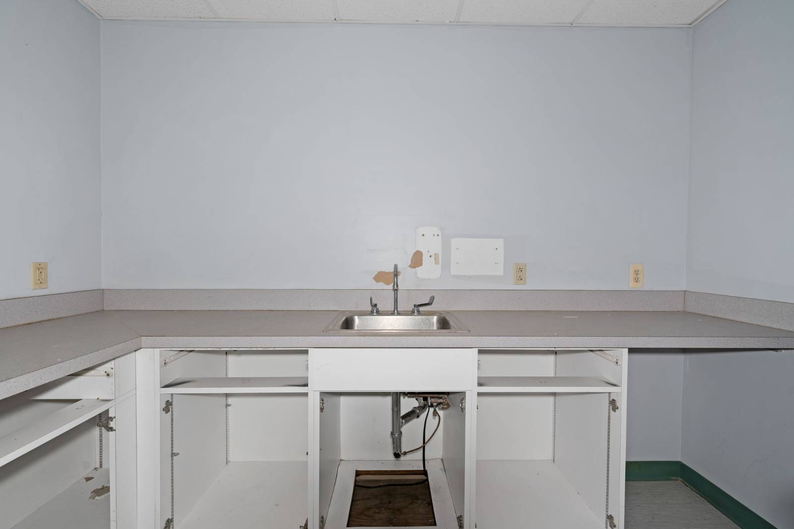 #33 photo, 4 Corwin Ct, Newburgh , NY 12550