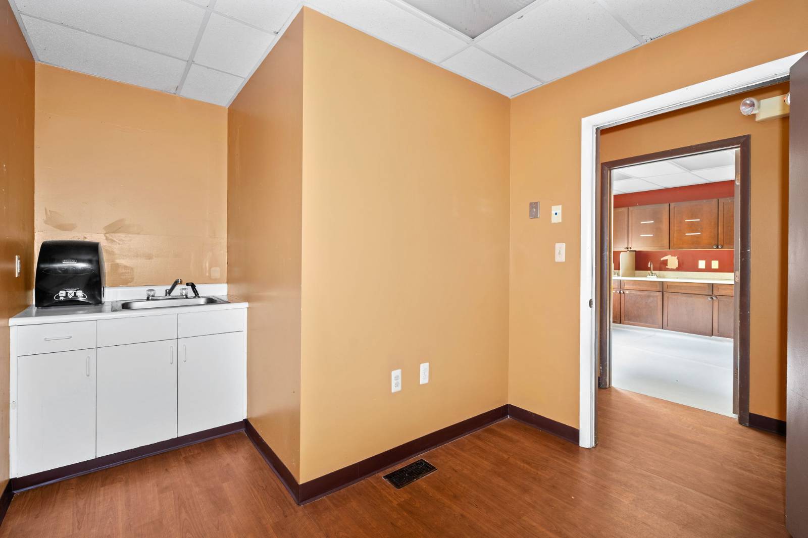 #49 photo, 4 Corwin Ct, Newburgh , NY 12550