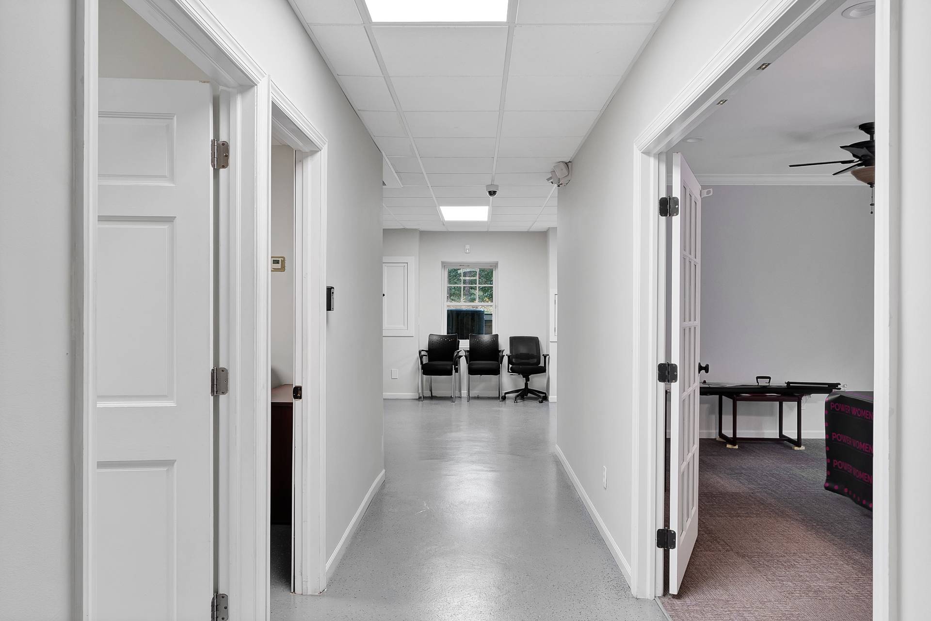 #10 photo, 2036 County Road 39, サフォーク郡 Southampton , NY 11968