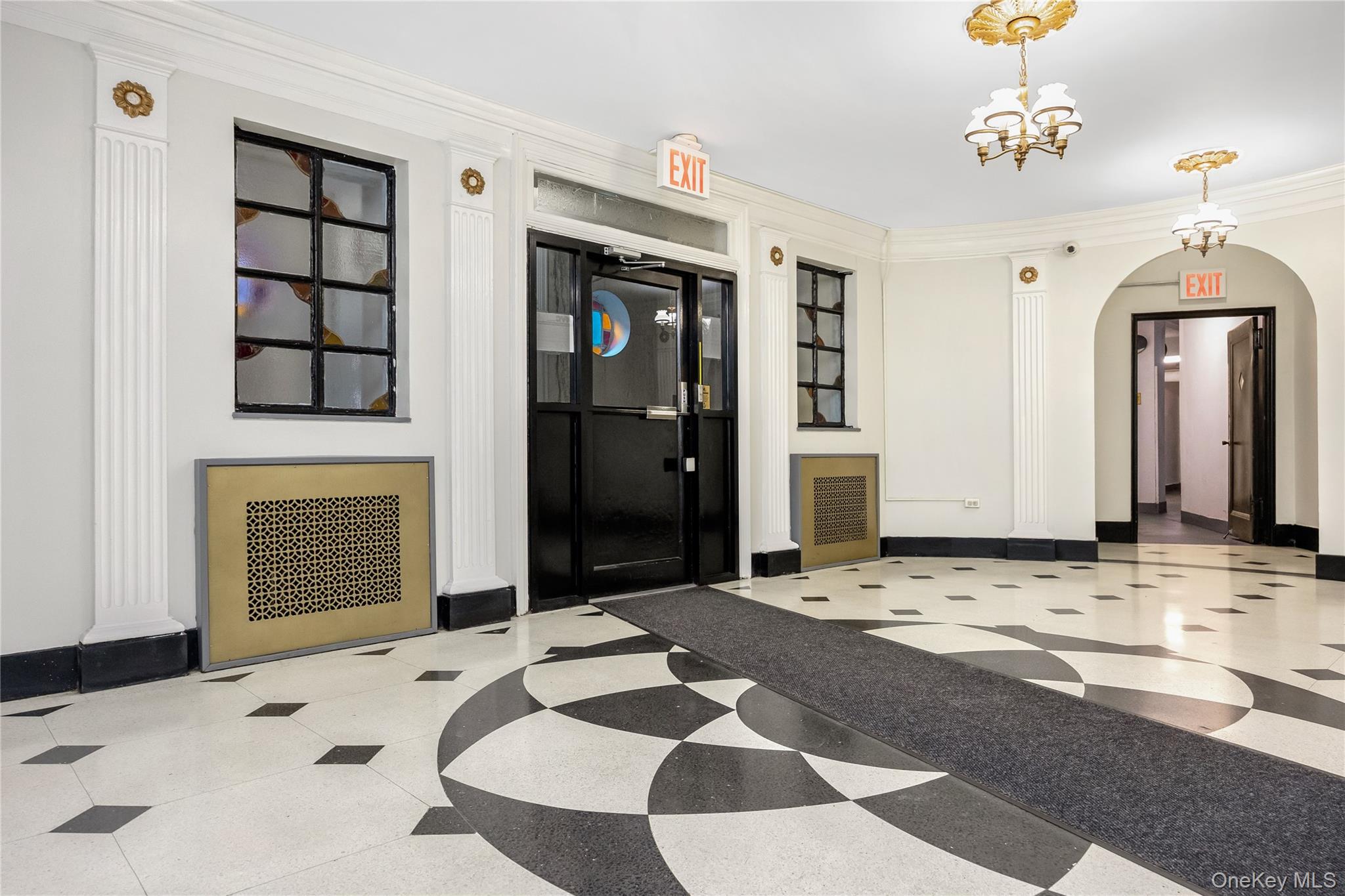 #2 photo, 72-11 110th Street, Forest Hills , NY 11375