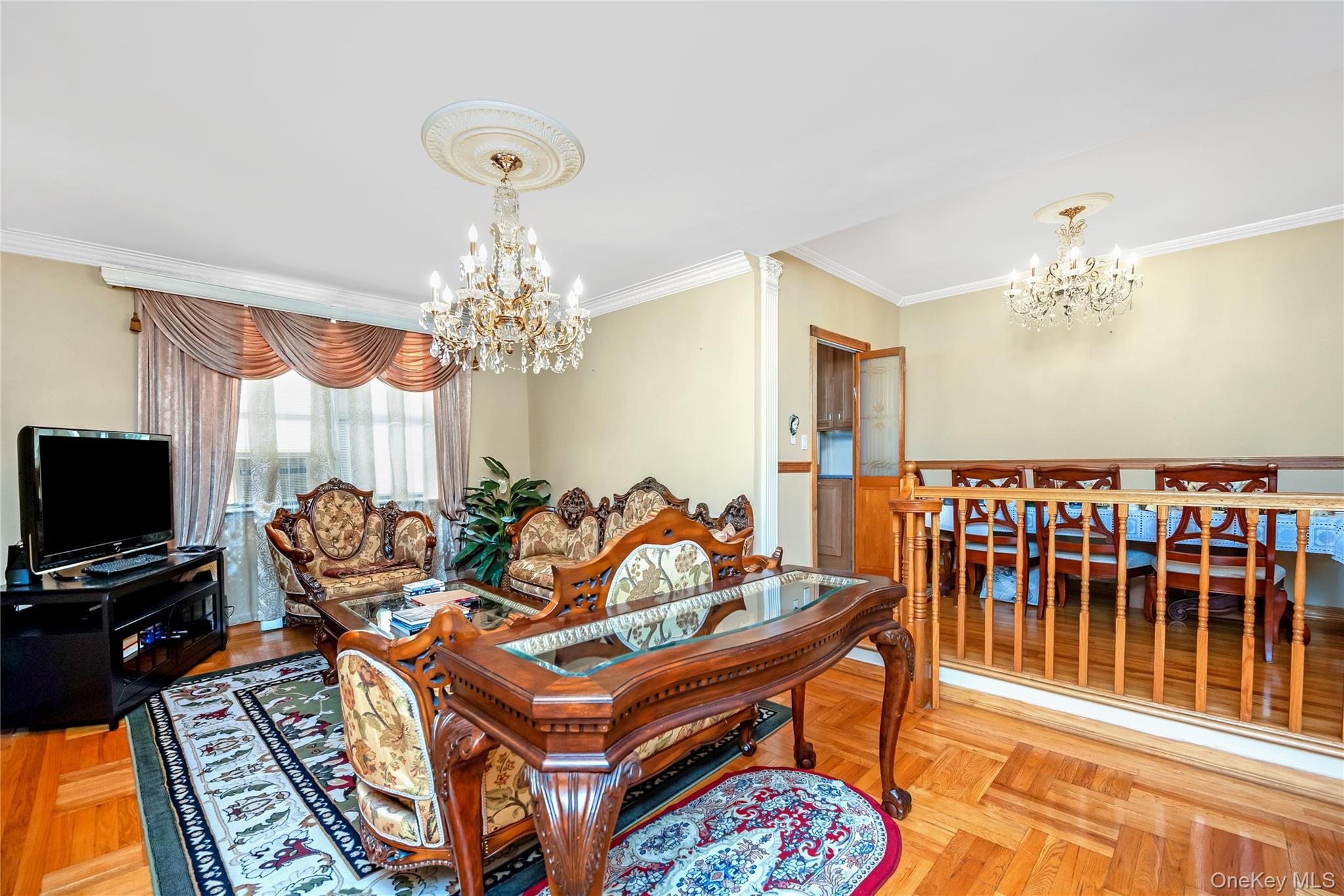 #5 photo, 72-11 110th Street, Forest Hills , NY 11375