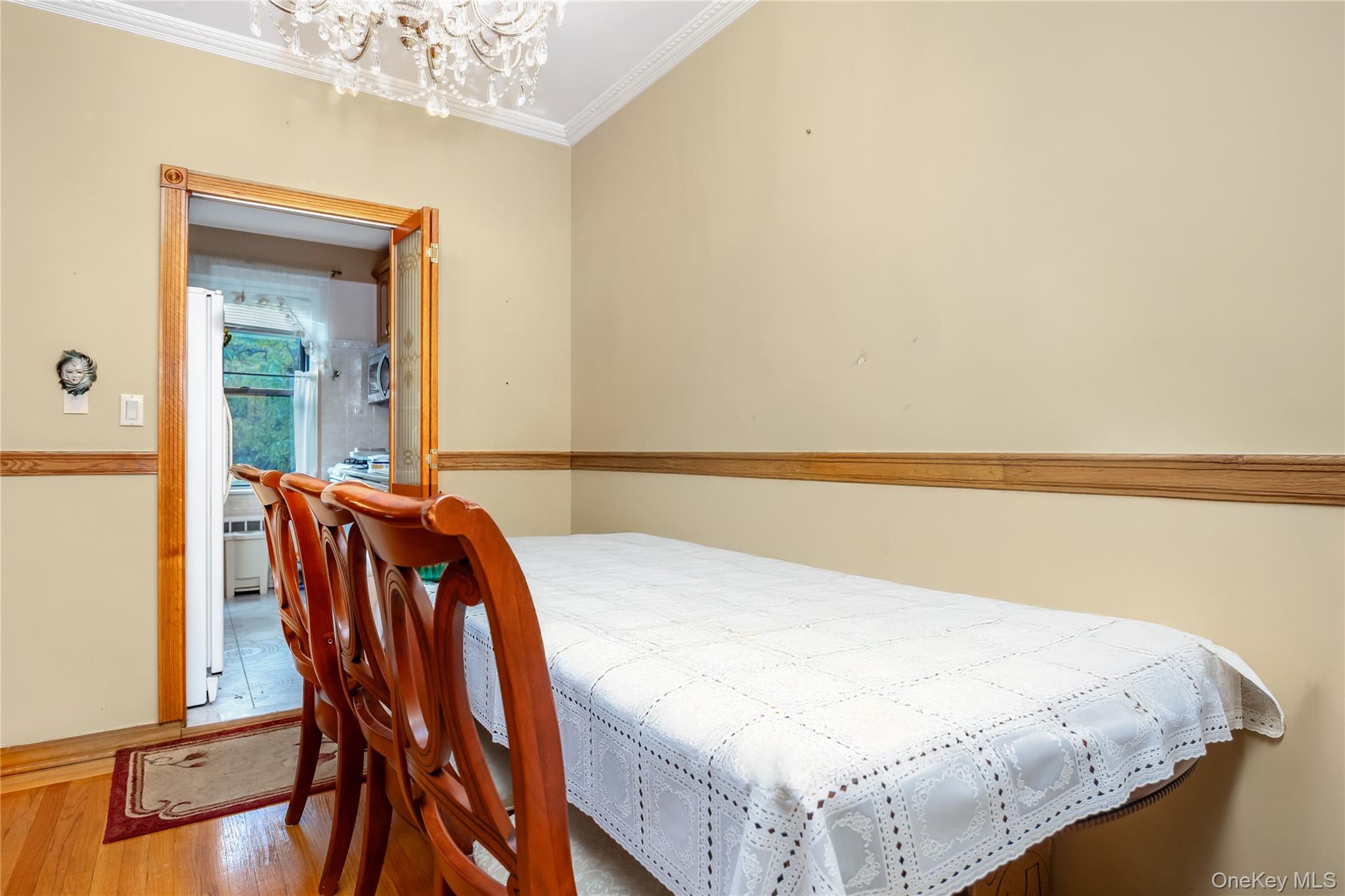 #6 photo, 72-11 110th Street, Forest Hills , NY 11375