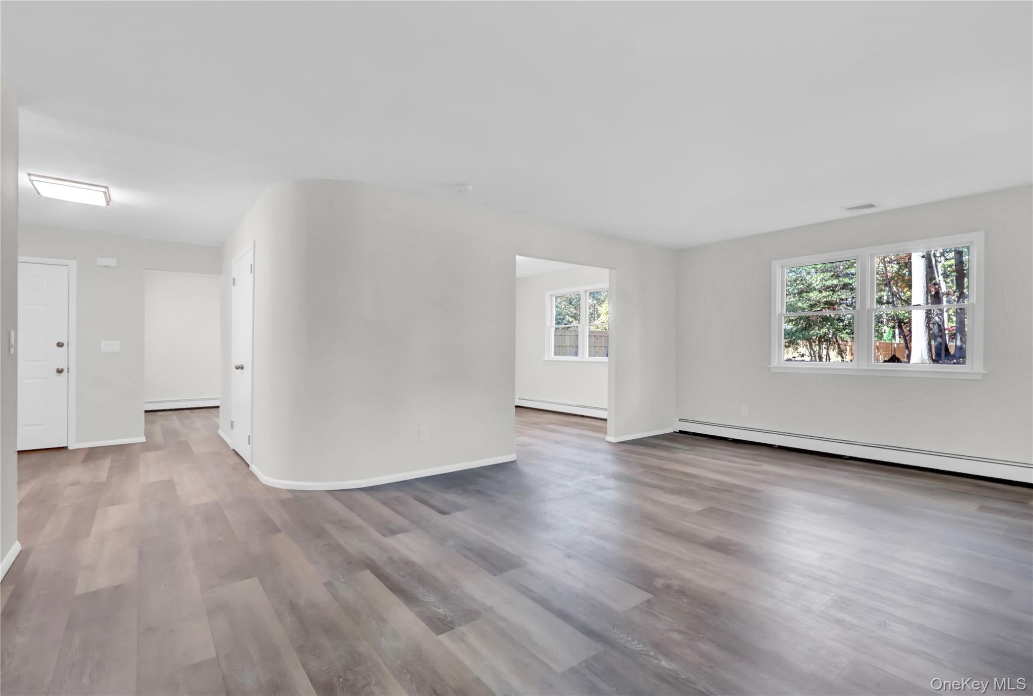 #13 photo, 7 Canterbury Court, East Setauket , NY 11733