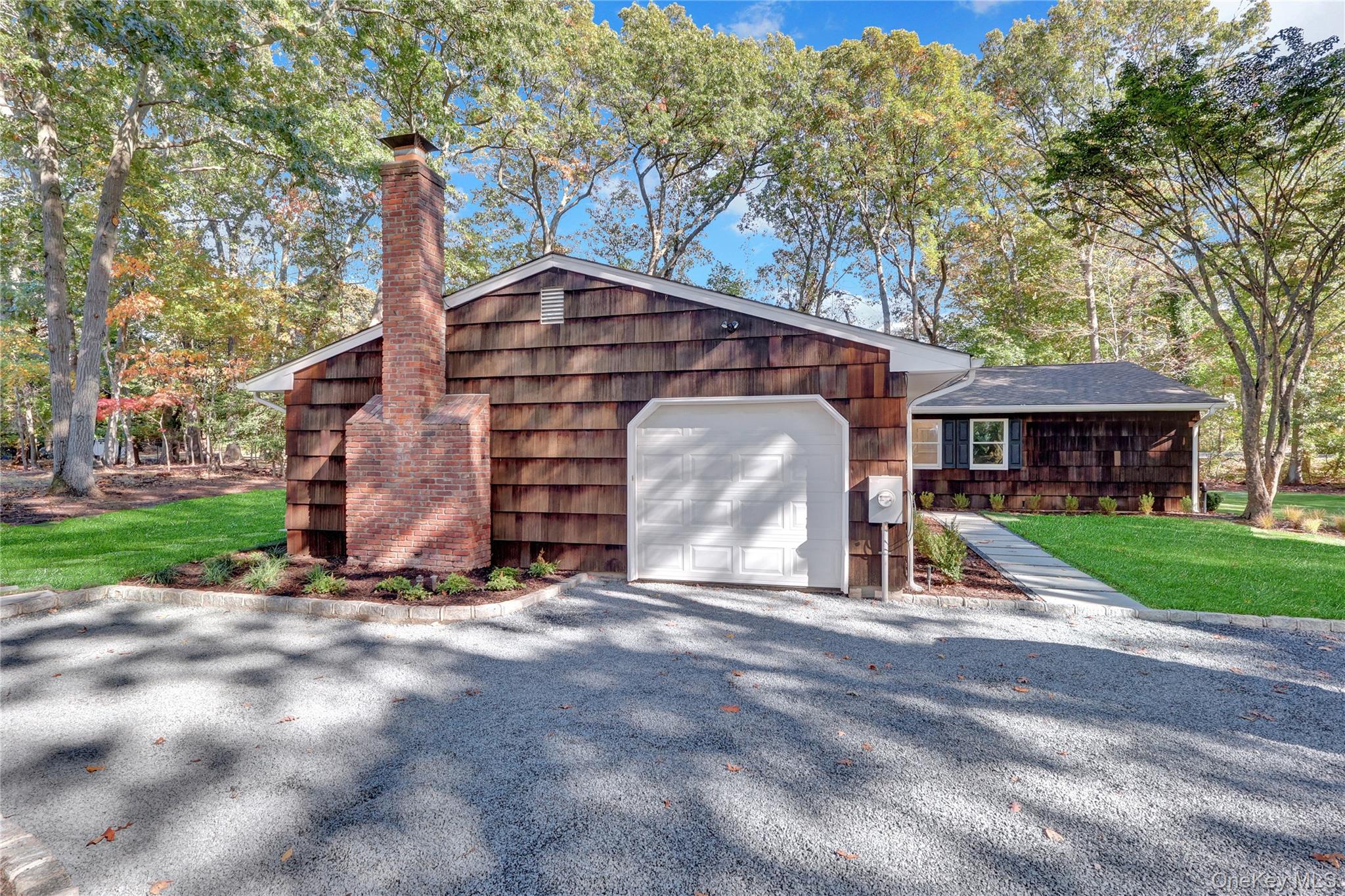 #6 photo, 7 Canterbury Court, East Setauket , NY 11733