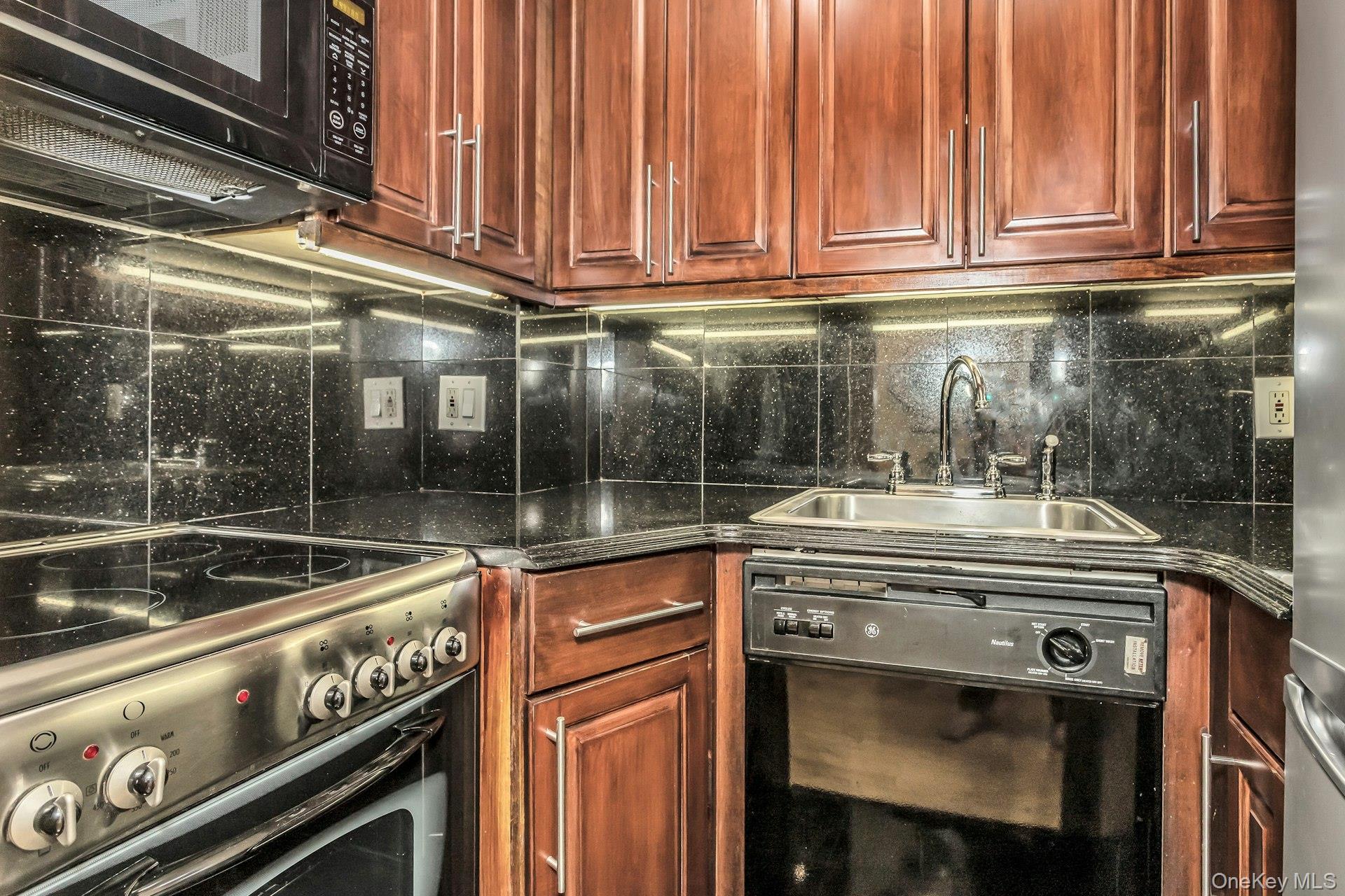 #8 photo, 2 Tudor City Place, マンハッタン New York (Manhattan) , NY 10017