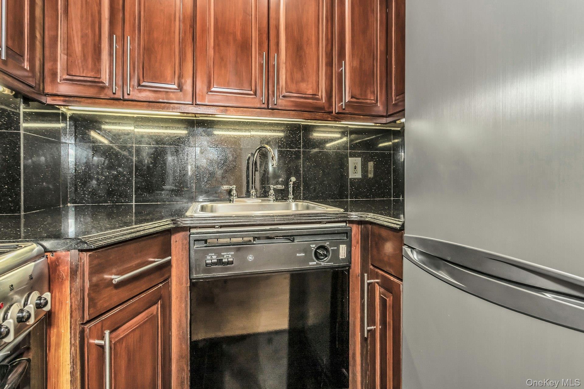 #9 photo, 2 Tudor City Place, マンハッタン New York (Manhattan) , NY 10017