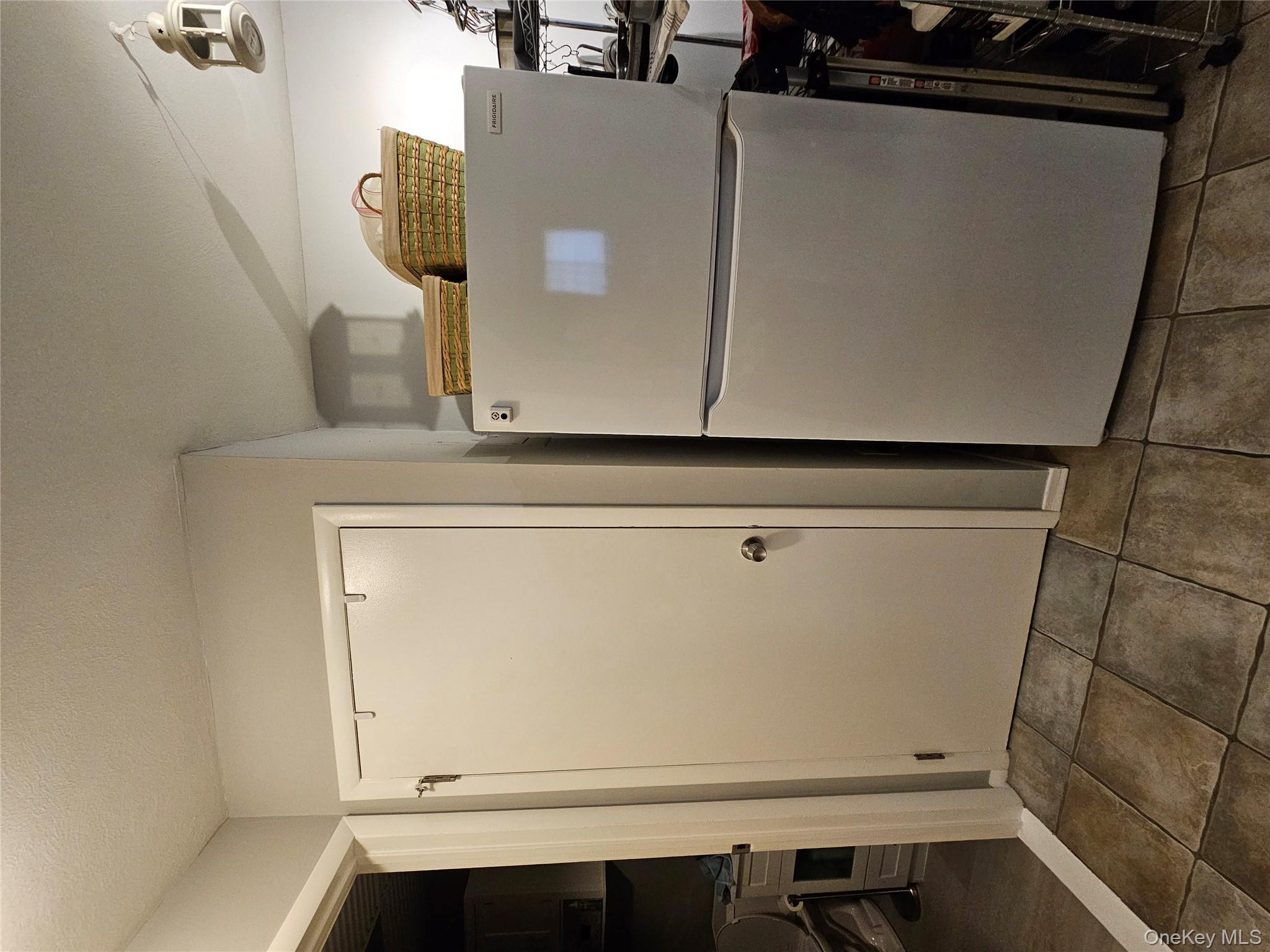 #19 photo, 219 Fox Run Lane, Carmel , NY 10512