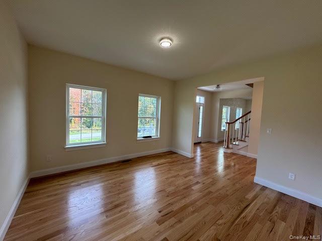 #8 photo, 8 Jefferson Avenue, Cornwall , NY 12553